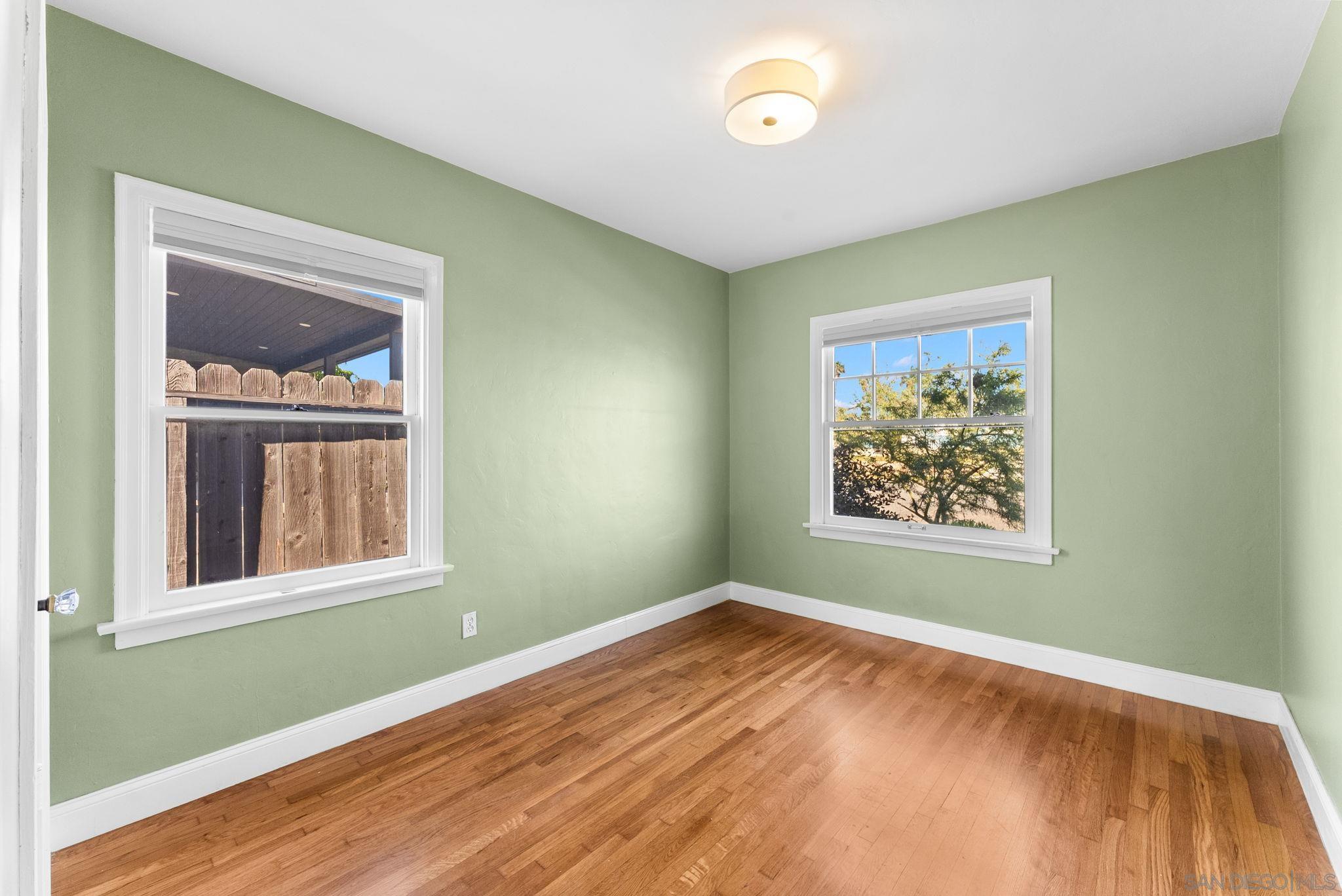 Detail Gallery Image 10 of 17 For 4412  Felton, San Diego,  CA 92116 - 2 Beds | 1 Baths