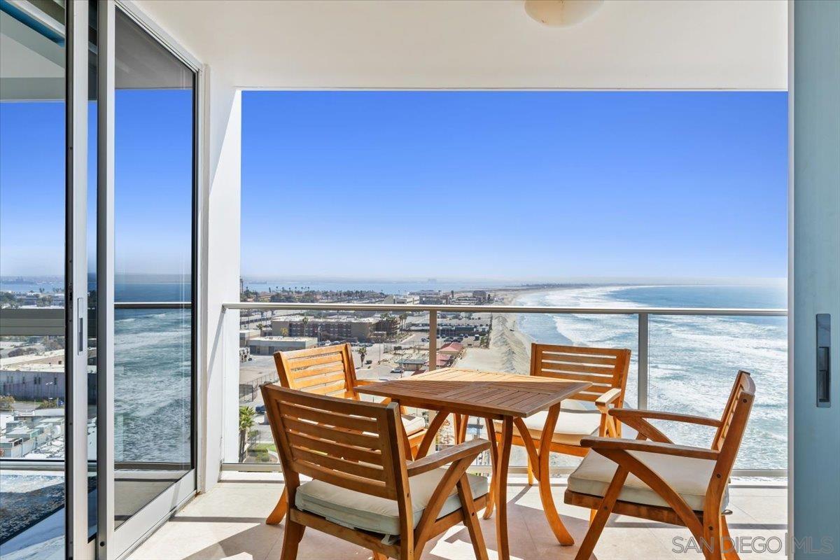 Detail Gallery Image 22 of 65 For 1830  Avenida Del Mundo  1210, Coronado,  CA 92118 - 2 Beds | 2 Baths