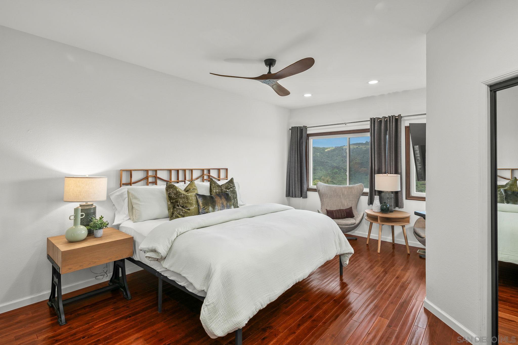 Detail Gallery Image 33 of 72 For 29509  Hoxie Ranch Rd, Vista,  CA 92084 - 3 Beds | 3/1 Baths