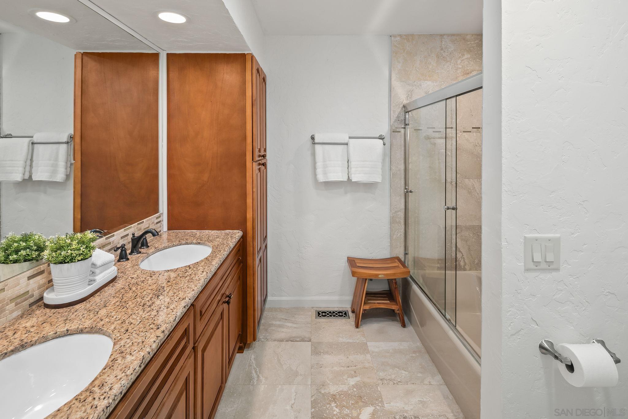 Detail Gallery Image 56 of 72 For 29509  Hoxie Ranch Rd, Vista,  CA 92084 - 3 Beds | 3/1 Baths