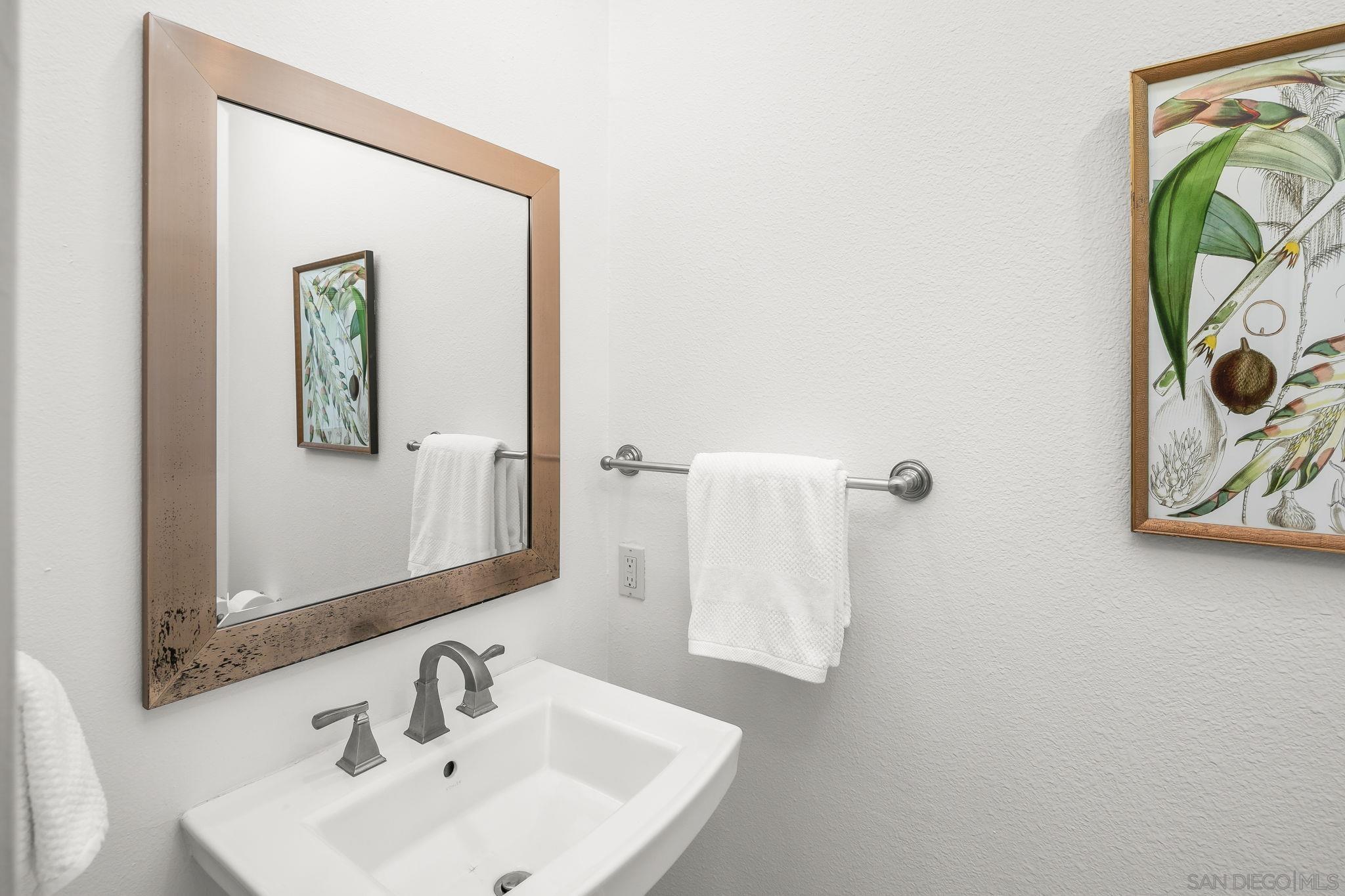 Detail Gallery Image 71 of 72 For 29509  Hoxie Ranch Rd, Vista,  CA 92084 - 3 Beds | 3/1 Baths