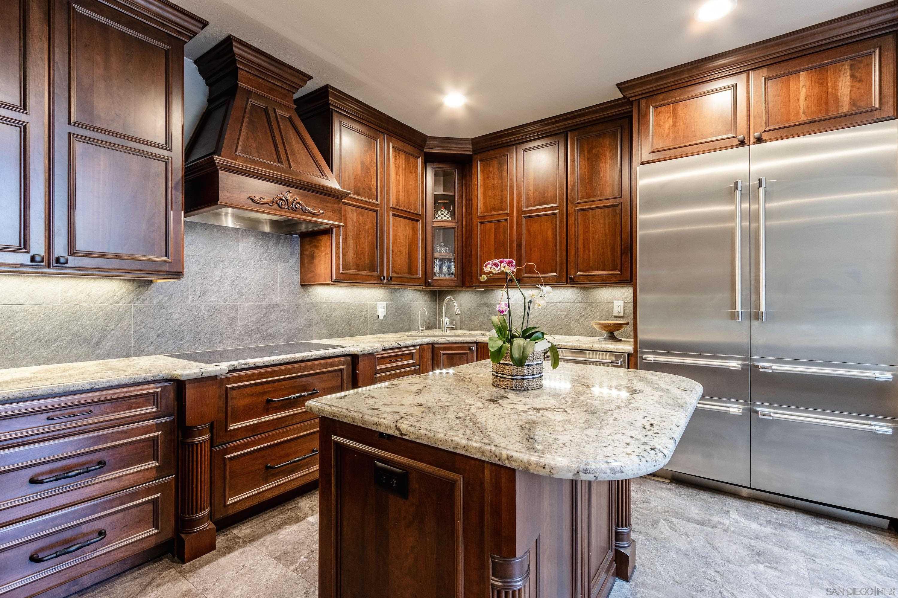 Detail Gallery Image 11 of 30 For 7404  via De Fortuna, Carlsbad,  CA 92009 - 3 Beds | 3 Baths