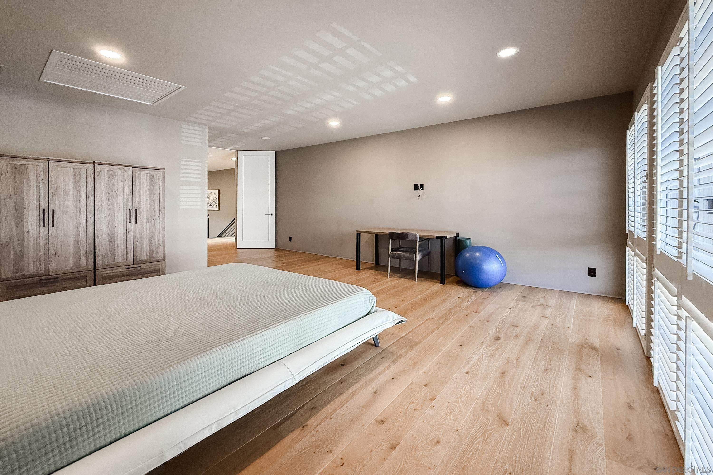 Detail Gallery Image 24 of 30 For 7404  via De Fortuna, Carlsbad,  CA 92009 - 3 Beds | 3 Baths