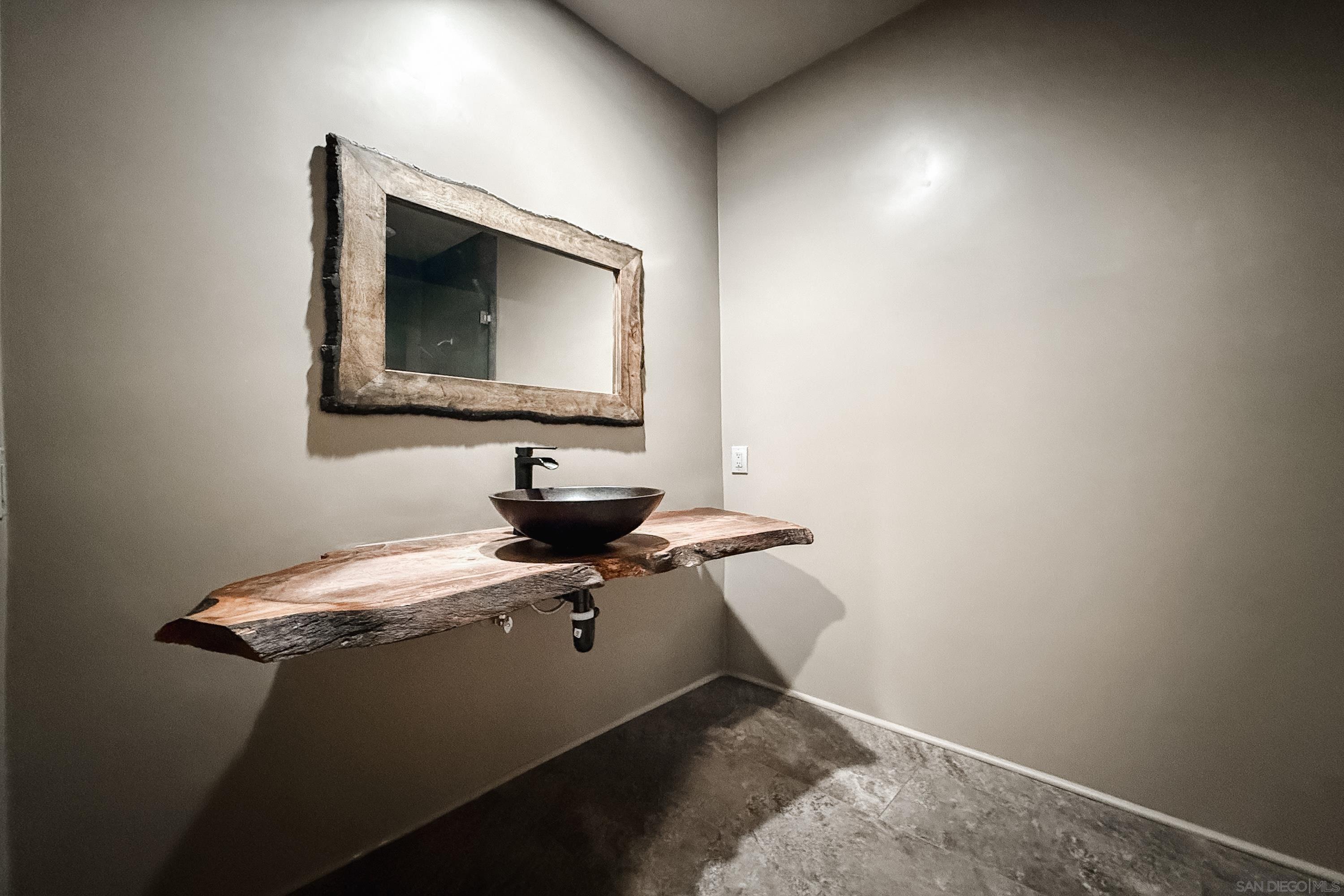 Detail Gallery Image 25 of 30 For 7404  via De Fortuna, Carlsbad,  CA 92009 - 3 Beds | 3 Baths