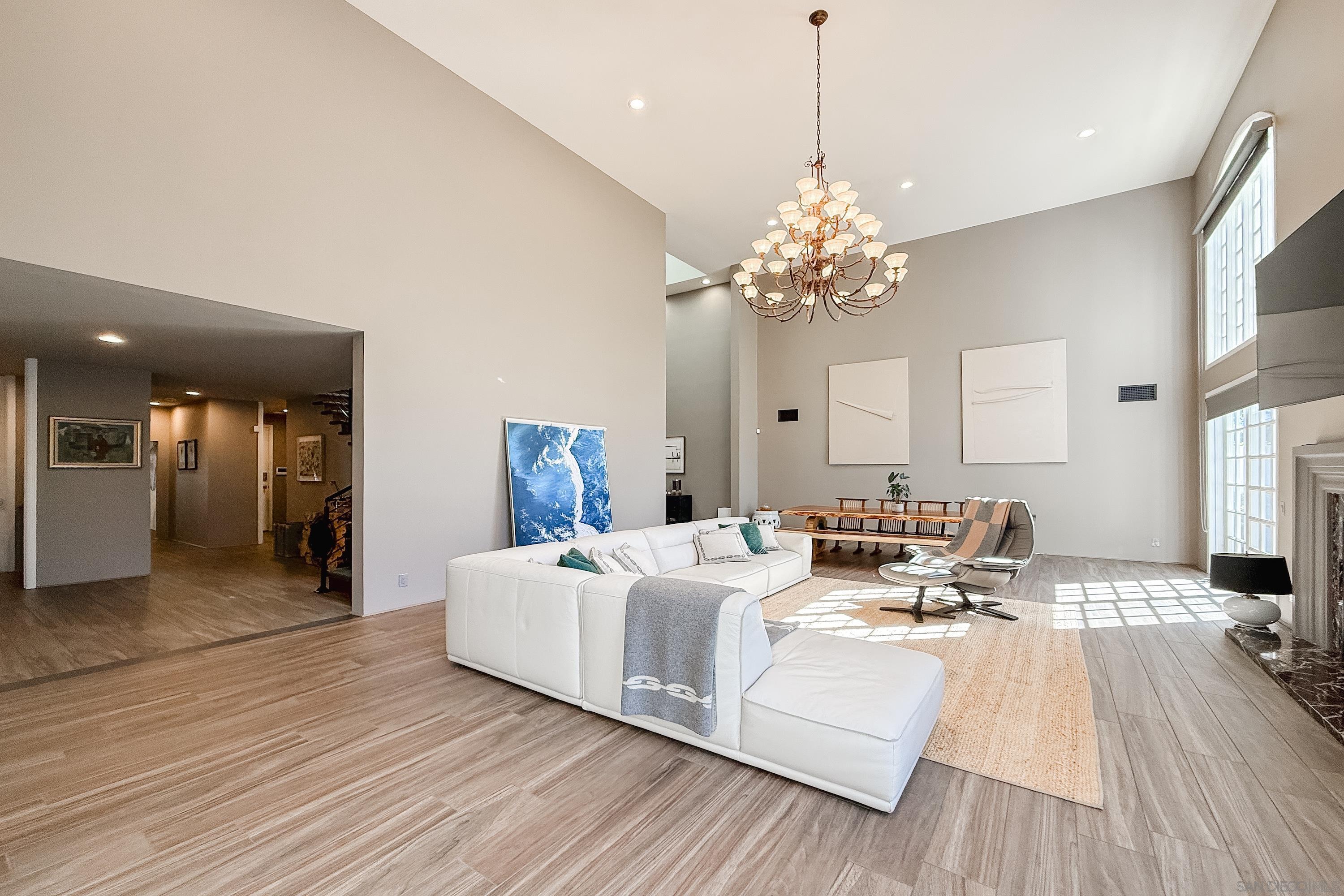 Detail Gallery Image 4 of 30 For 7404  via De Fortuna, Carlsbad,  CA 92009 - 3 Beds | 3 Baths