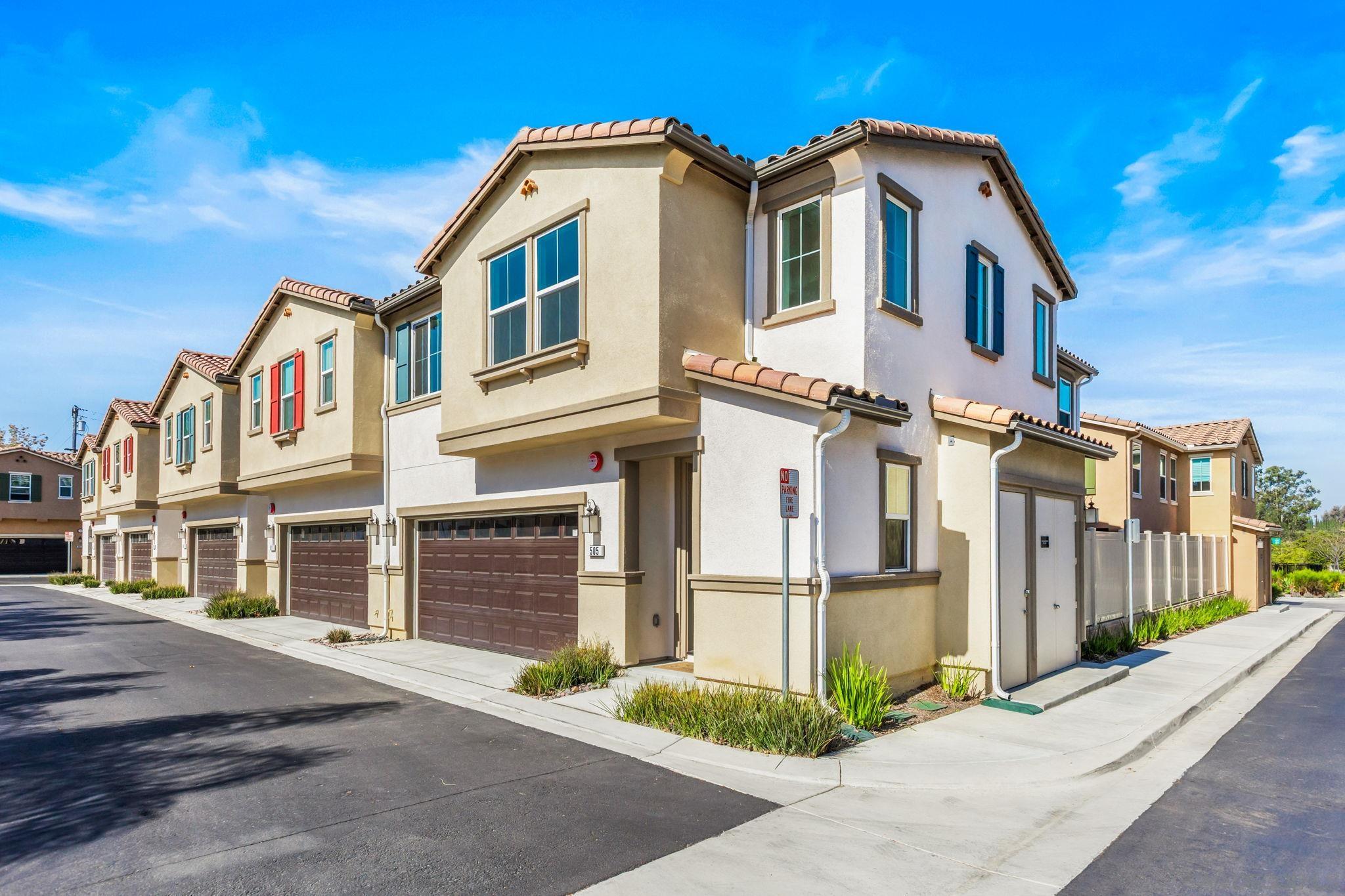 Front Image Thumbnail for SD260008421