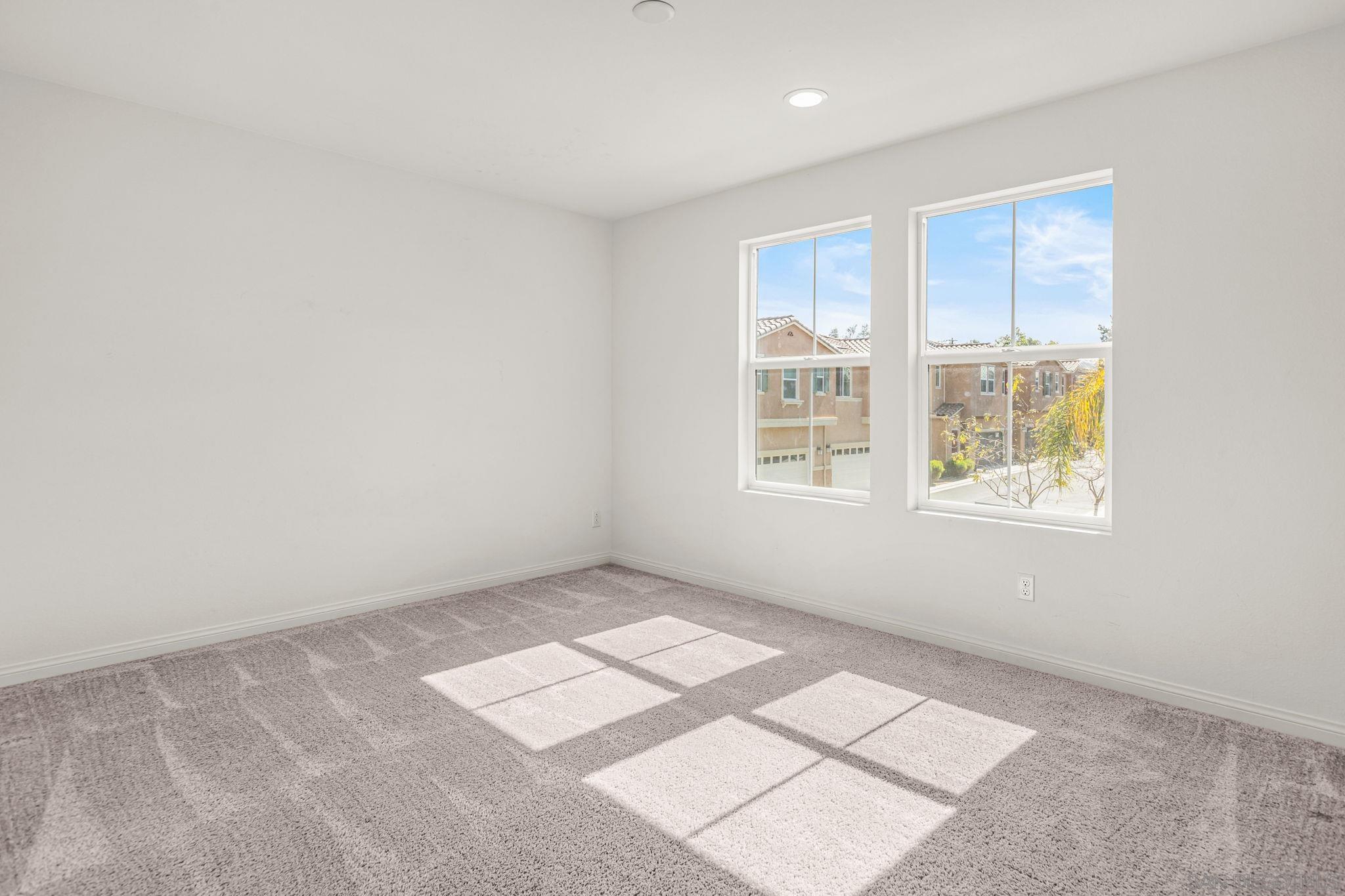 Detail Gallery Image 23 of 35 For 505  Pinedale, Vista,  CA 92081 - 3 Beds | 2/1 Baths