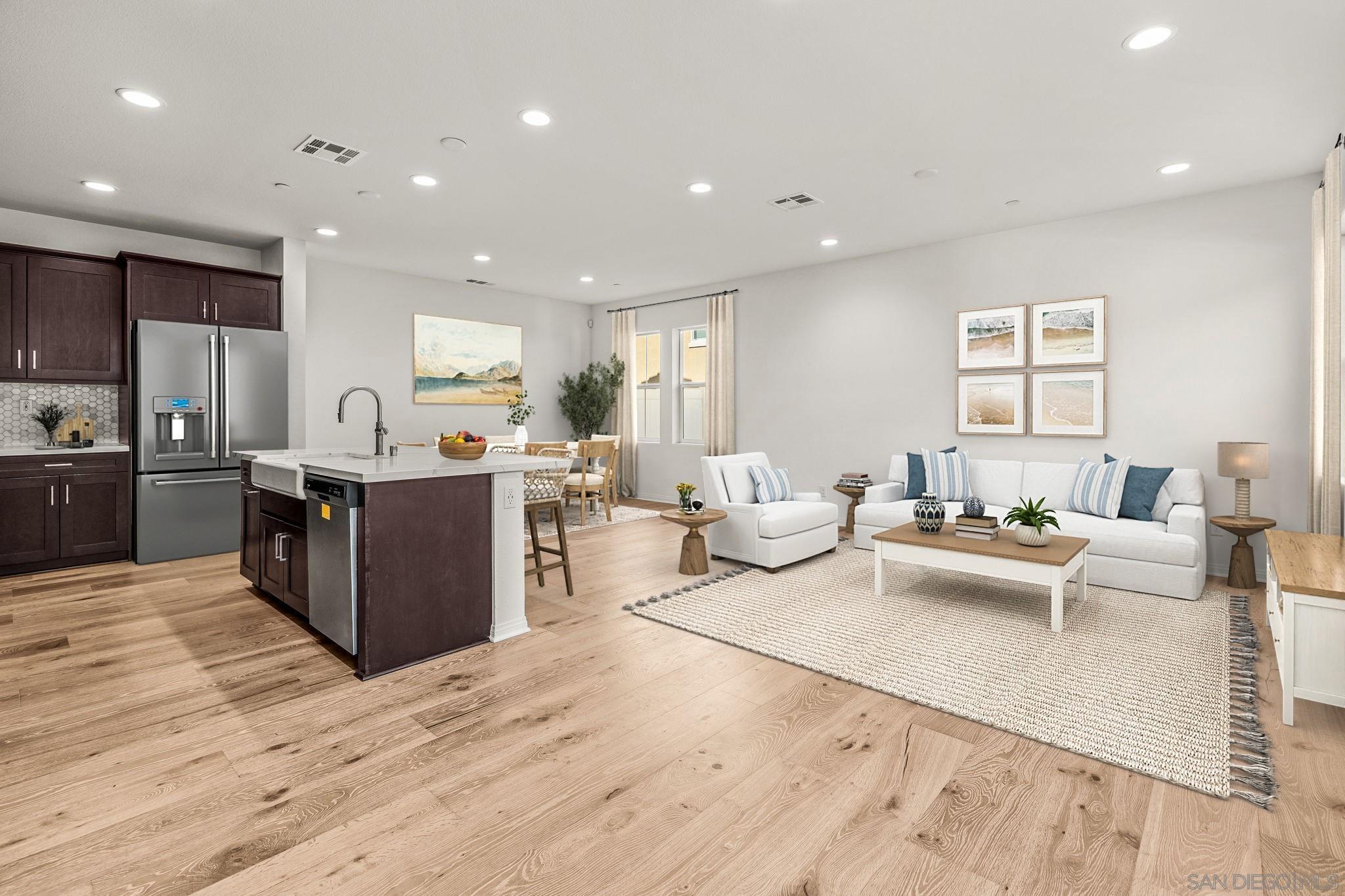 Detail Gallery Image 6 of 35 For 505  Pinedale, Vista,  CA 92081 - 3 Beds | 2/1 Baths