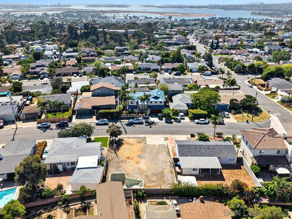 Front Image Thumbnail for SD260008424