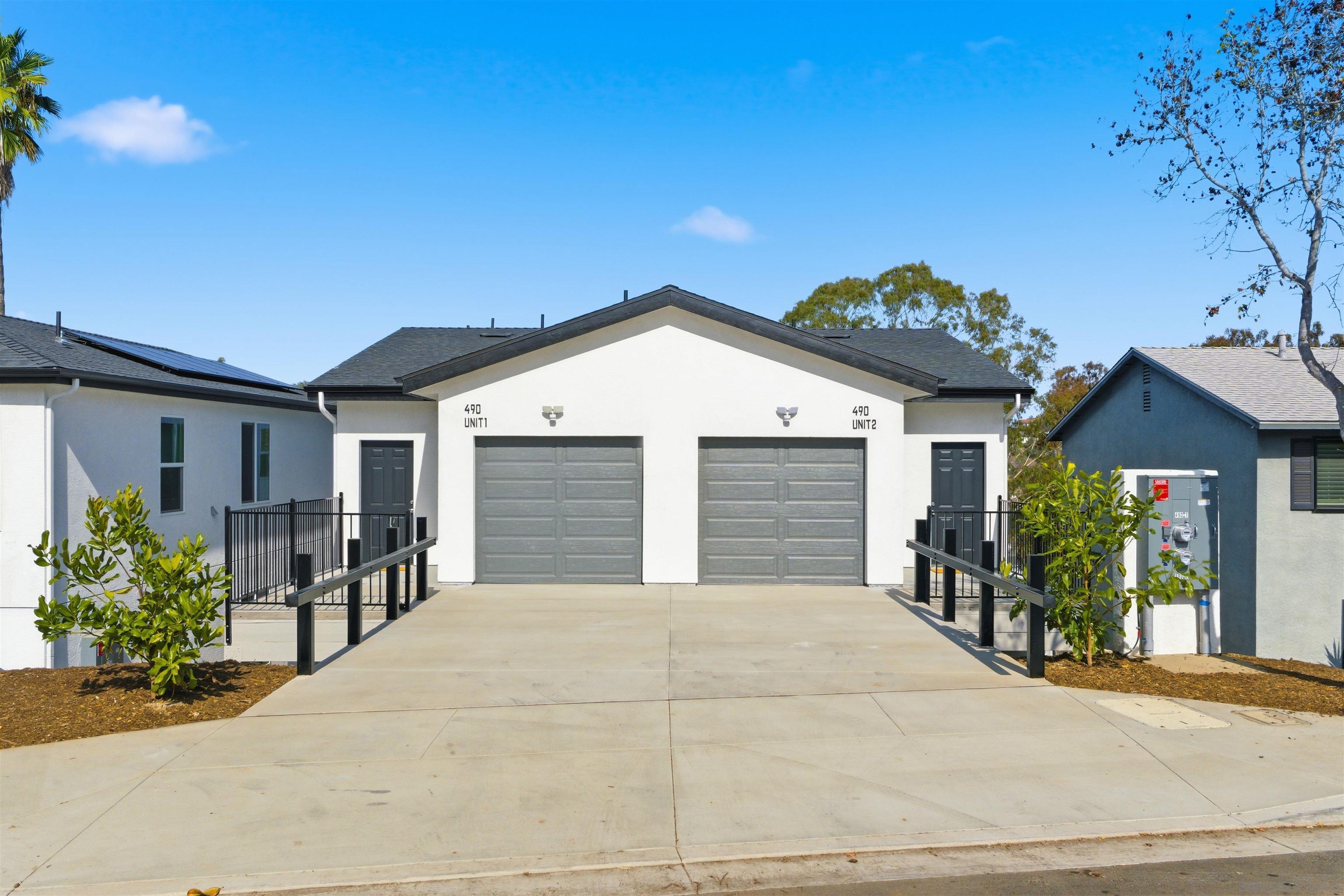 Detail Gallery Image 2 of 70 For 490  Lado De Loma Dr #1-4, Vista,  CA 92083 - – Beds | – Baths