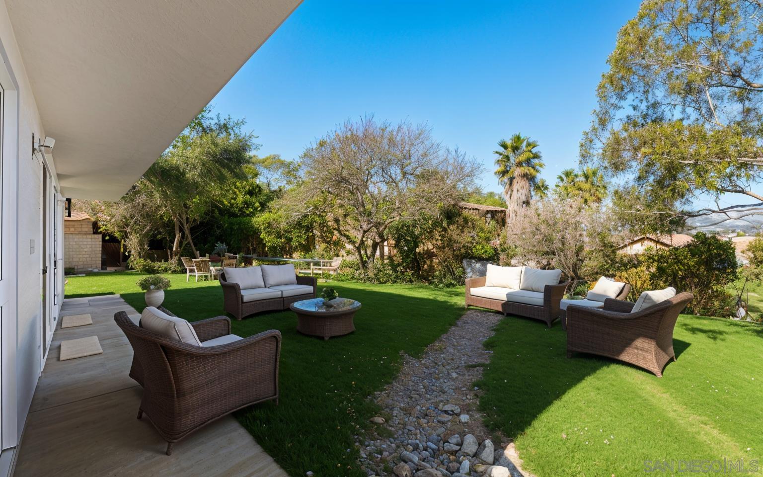 Detail Gallery Image 37 of 70 For 490  Lado De Loma Dr #1-4, Vista,  CA 92083 - – Beds | – Baths