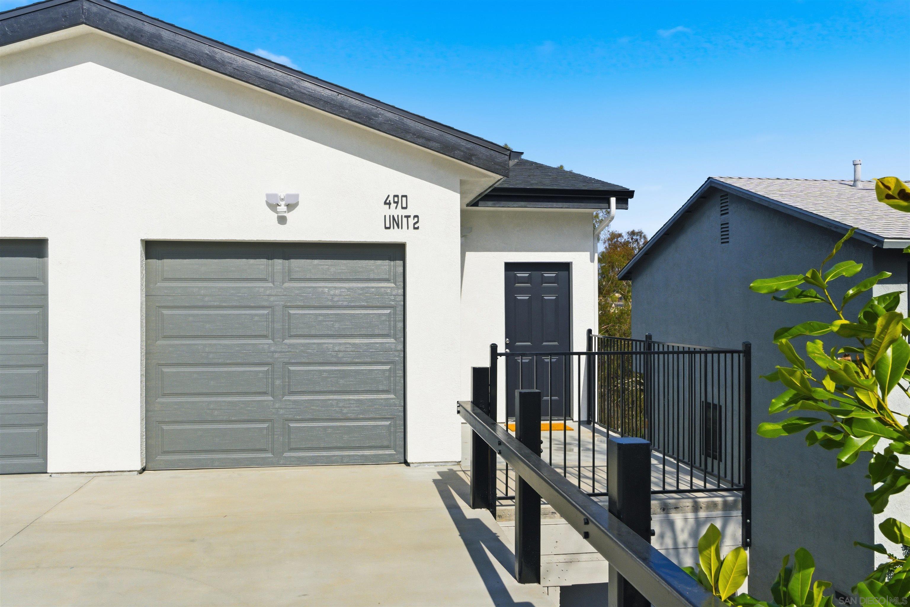 Detail Gallery Image 5 of 70 For 490  Lado De Loma Dr #1-4, Vista,  CA 92083 - – Beds | – Baths