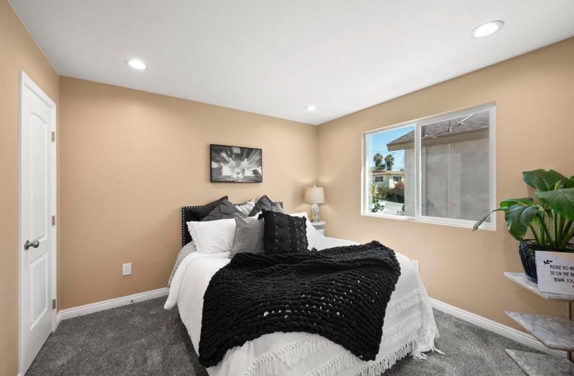 Detail Gallery Image 14 of 20 For 911  Concepcion Ave, Spring Valley,  CA 91977 - 3 Beds | 2/1 Baths