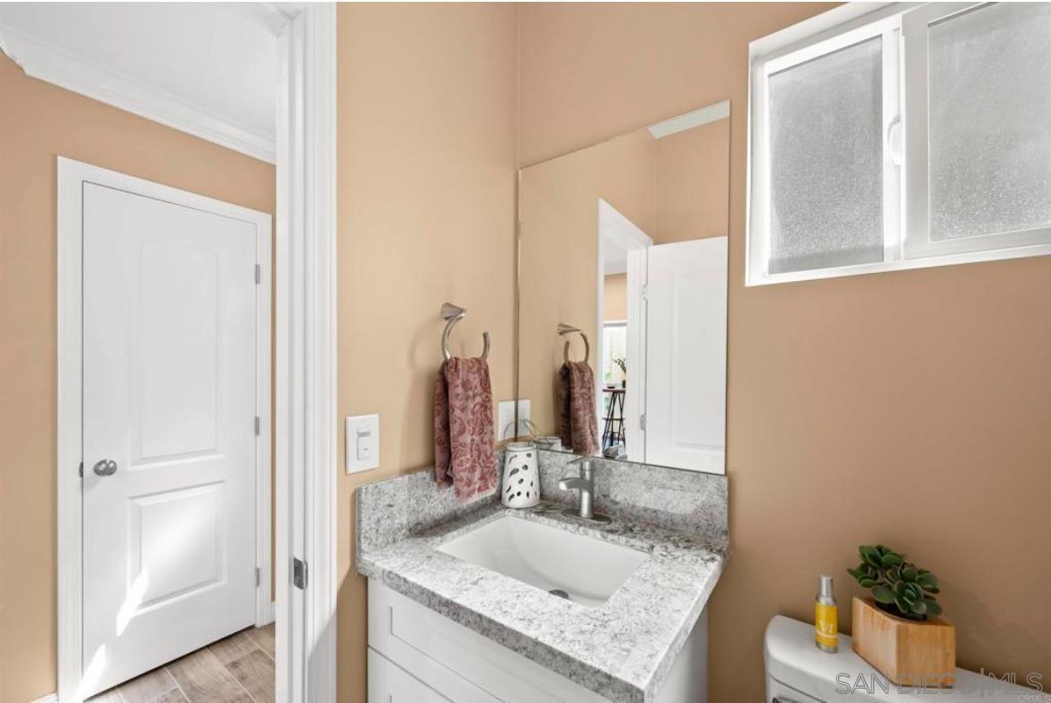 Detail Gallery Image 8 of 20 For 911  Concepcion Ave, Spring Valley,  CA 91977 - 3 Beds | 2/1 Baths