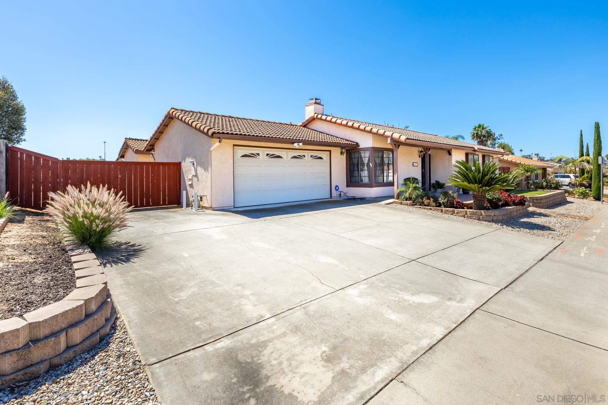 Front Image Thumbnail for SD260008474