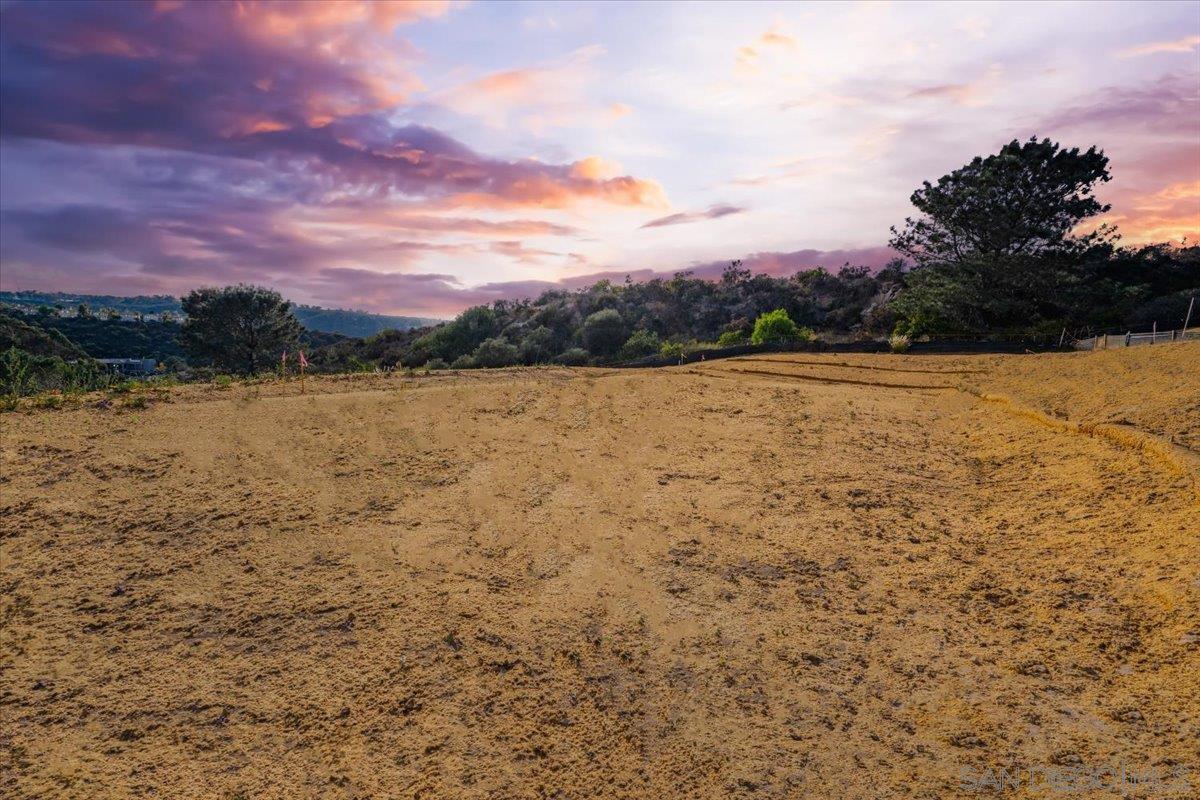 Front Image Thumbnail for SD260008476