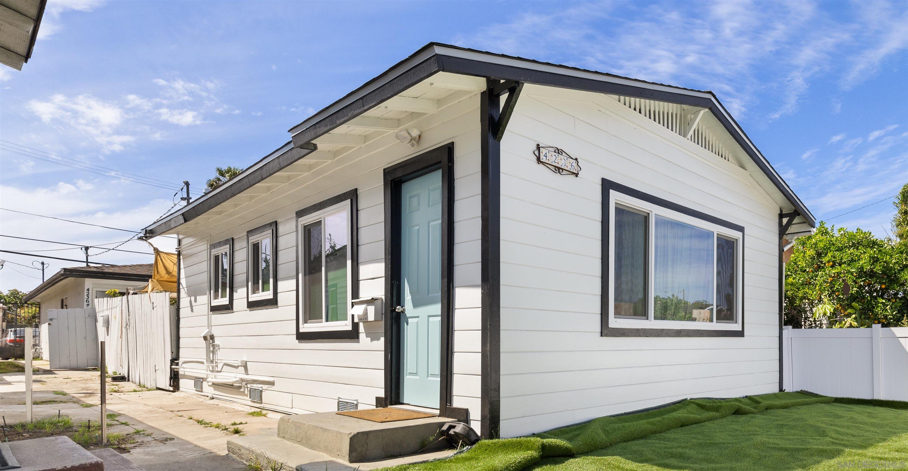 Front Image Thumbnail for SD260008553