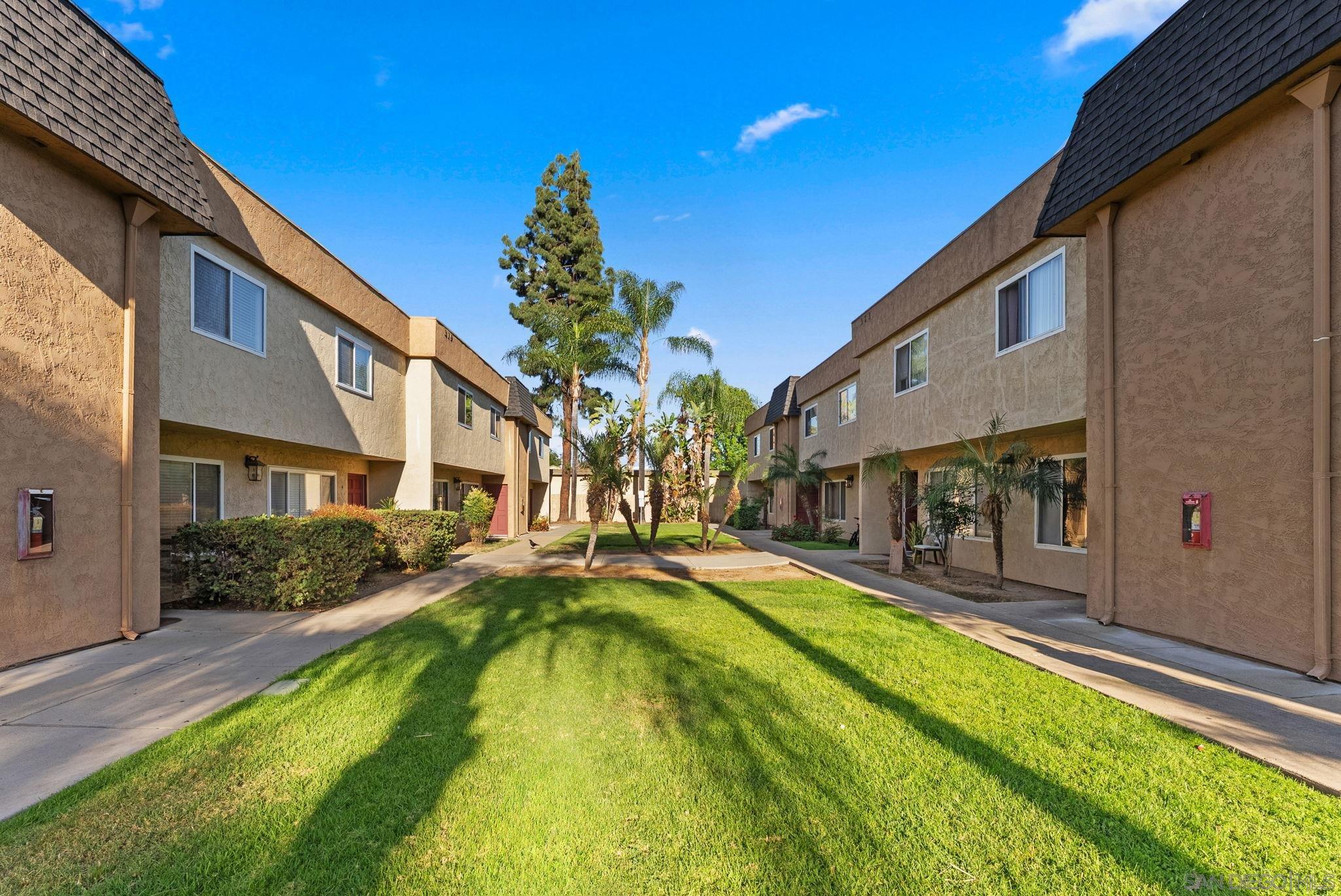 Front Image Thumbnail for SD260008565