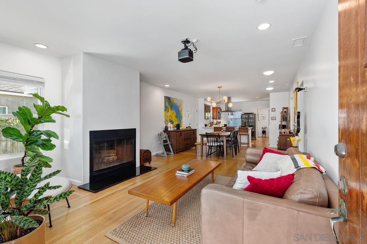 Front Image Thumbnail for SD260008594