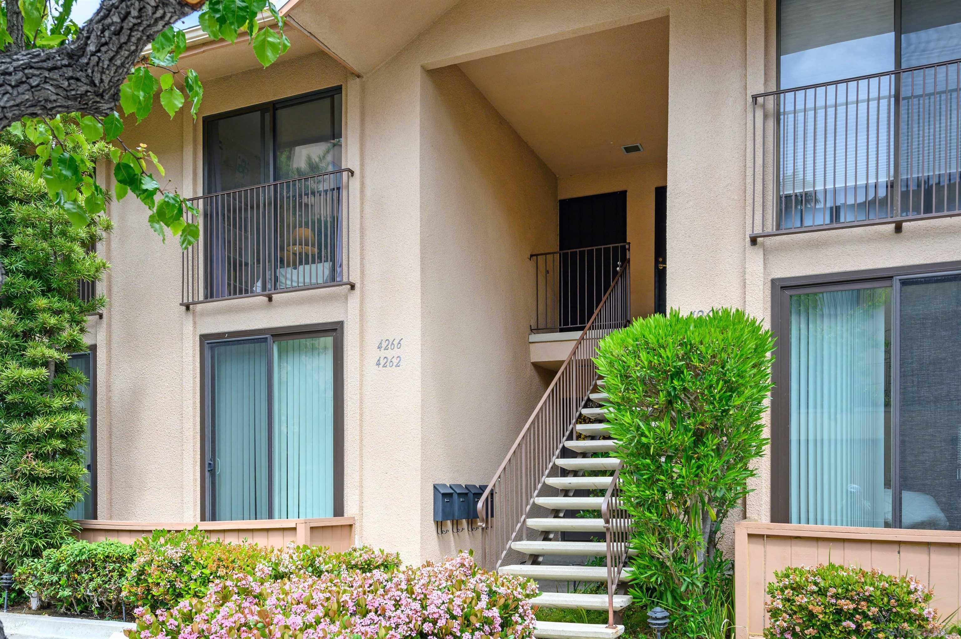 Detail Gallery Image 2 of 23 For 4266  6th, San Diego,  CA 92103 - 2 Beds | 2 Baths