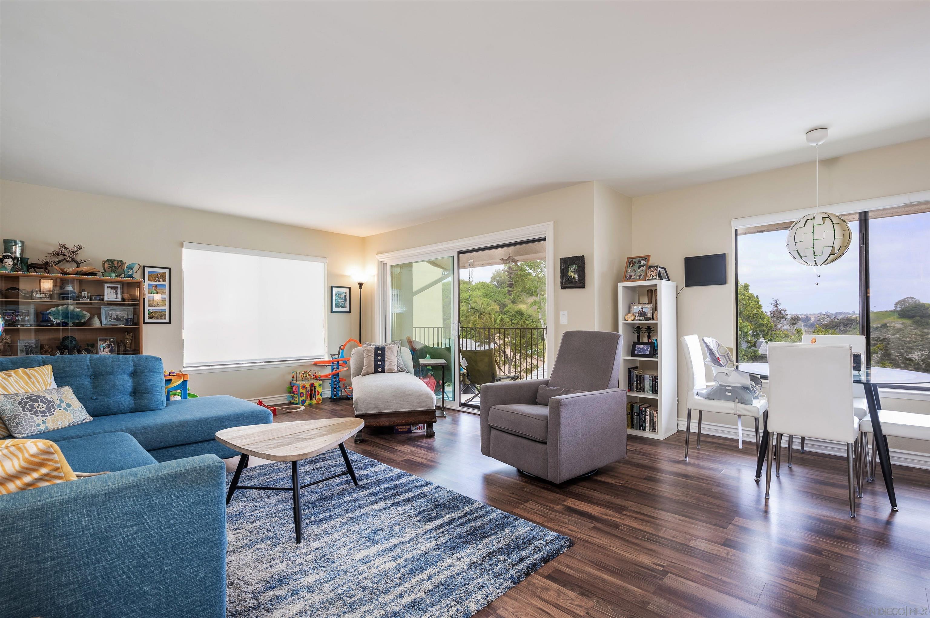 Detail Gallery Image 3 of 23 For 4266  6th, San Diego,  CA 92103 - 2 Beds | 2 Baths