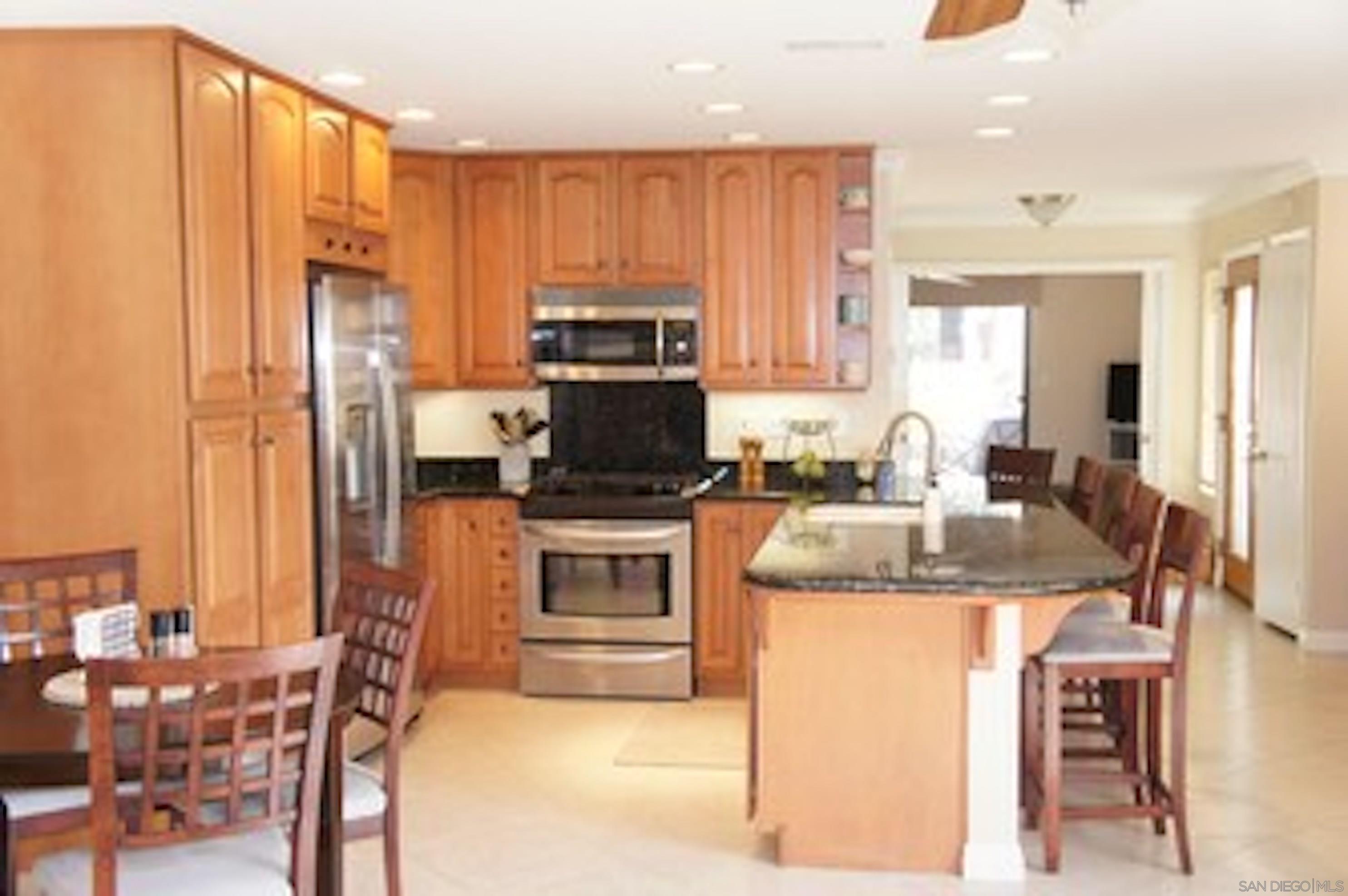 Front Image Thumbnail for SD260008639