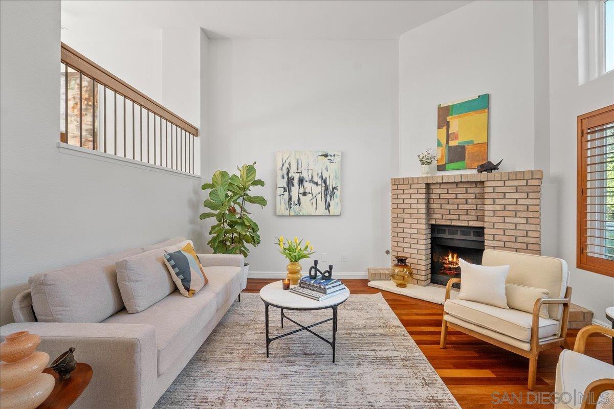 Front Image Thumbnail for SD260008671