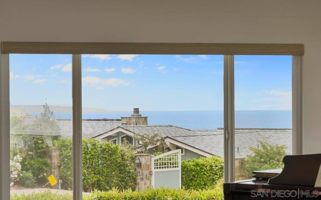 Detail Gallery Image 10 of 11 For 232  S Granados Ave, Solana Beach,  CA 92075 - 4 Beds | 2 Baths