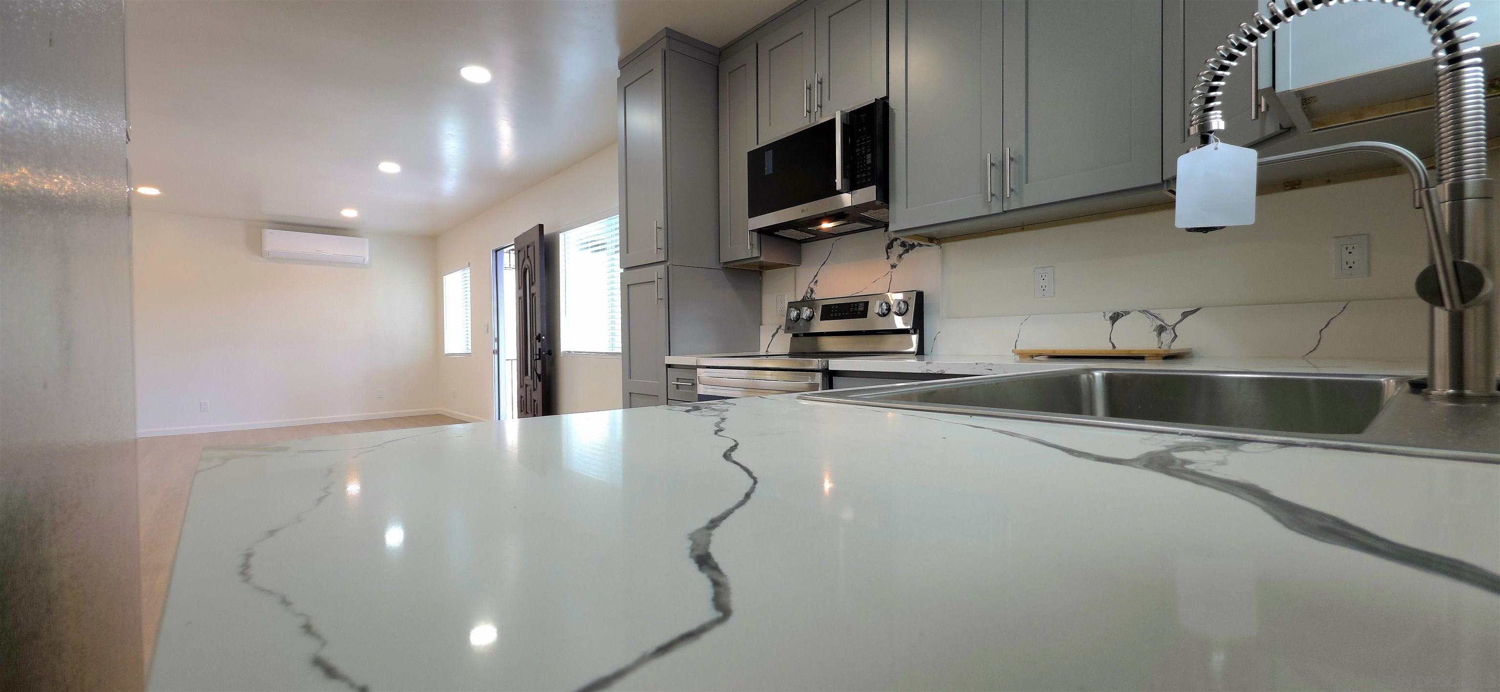 Detail Gallery Image 11 of 34 For 8836  Valencia St, Spring Valley,  CA 91977 - 2 Beds | 1 Baths