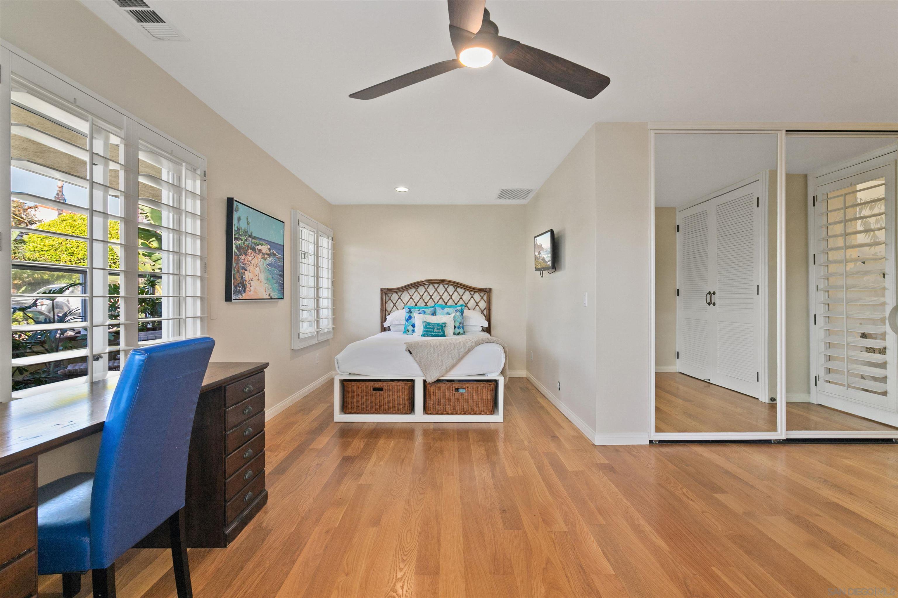 Detail Gallery Image 17 of 34 For 253  Gravilla Street, La Jolla,  CA 92037 - 3 Beds | 2/1 Baths