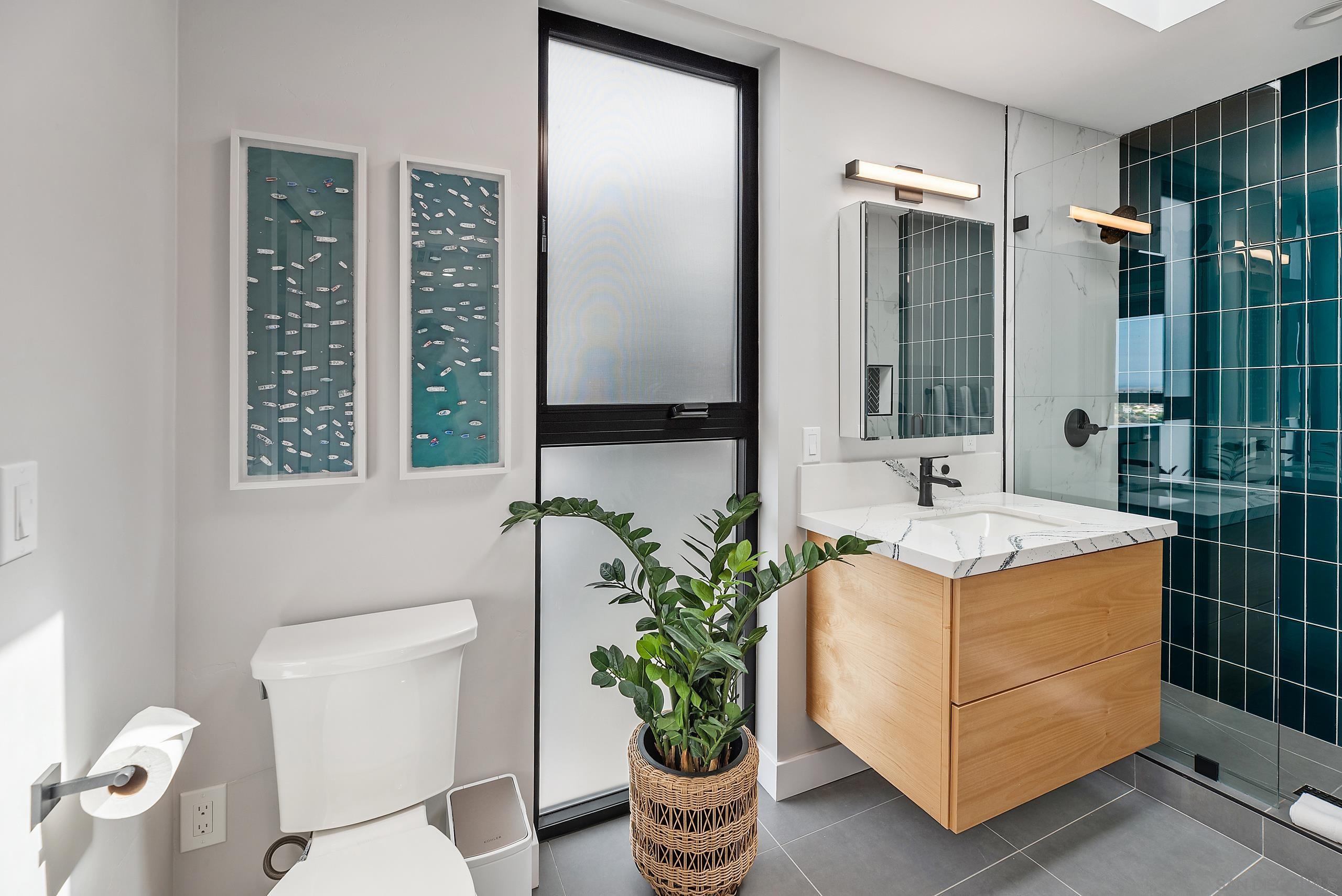 Detail Gallery Image 28 of 50 For 5830  Desert View Dr, La Jolla,  CA 92037 - 3 Beds | 2 Baths