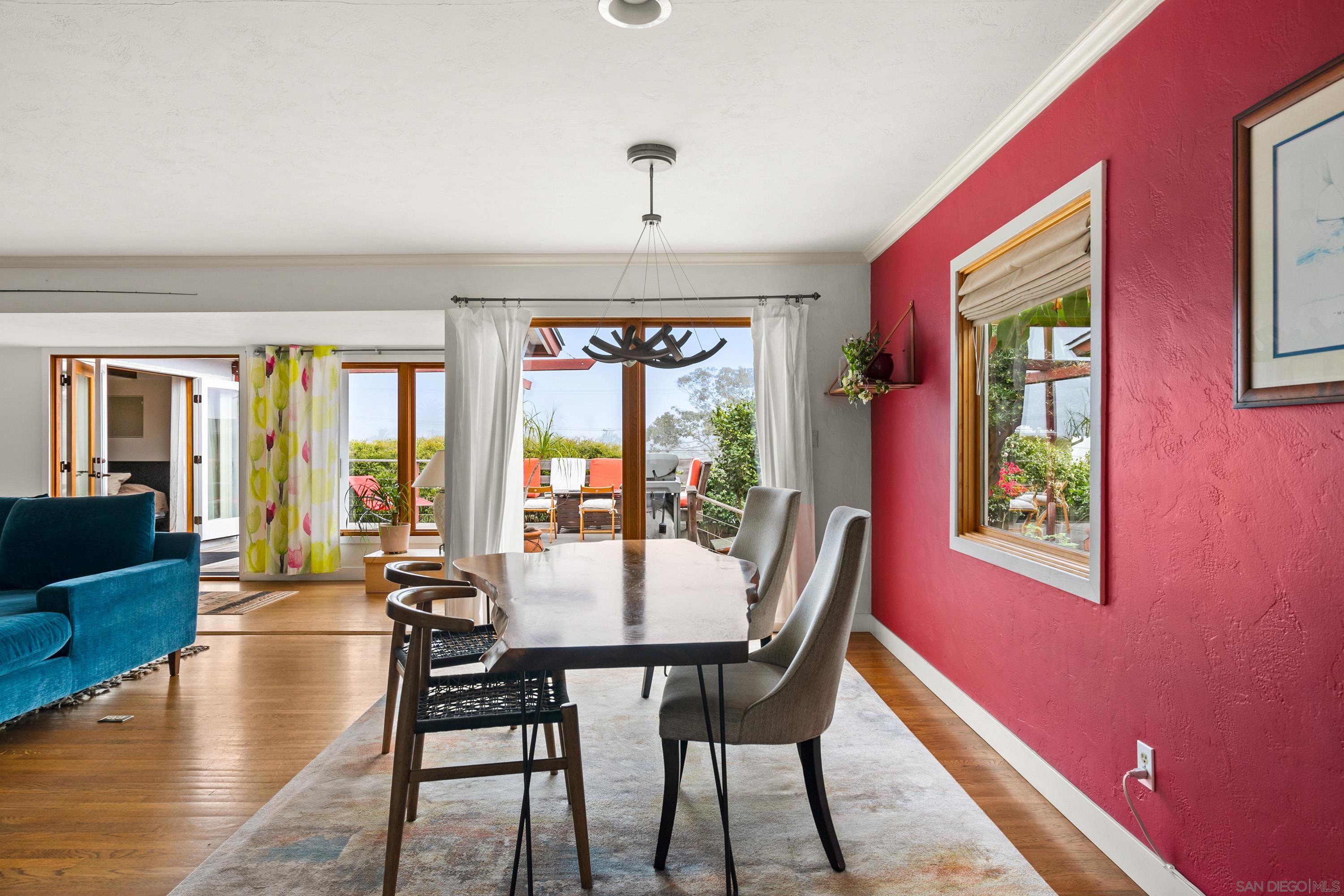 Detail Gallery Image 15 of 50 For 541  Tarento Dr, San Diego,  CA 92106 - 3 Beds | 2 Baths