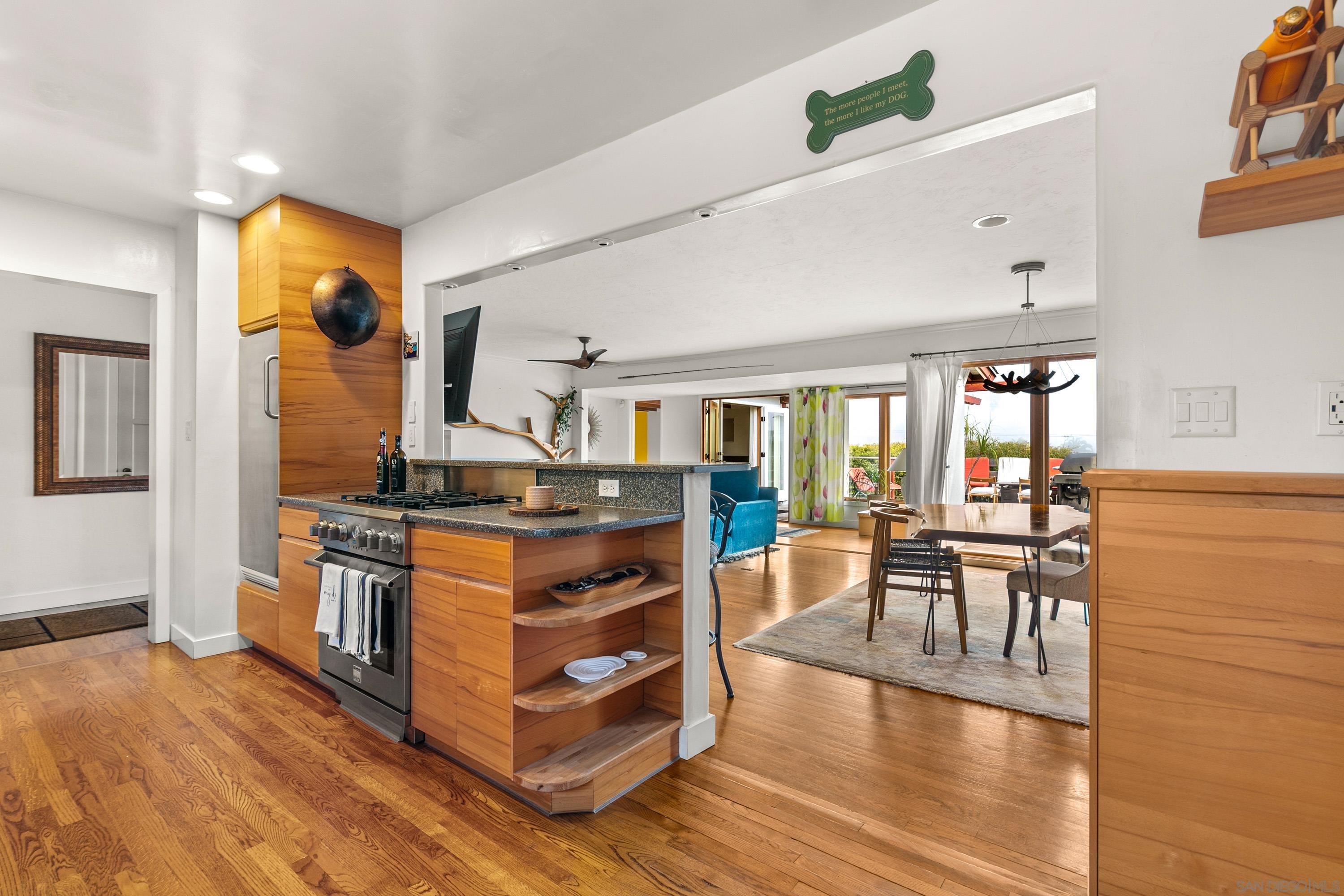 Detail Gallery Image 20 of 50 For 541  Tarento Dr, San Diego,  CA 92106 - 3 Beds | 2 Baths