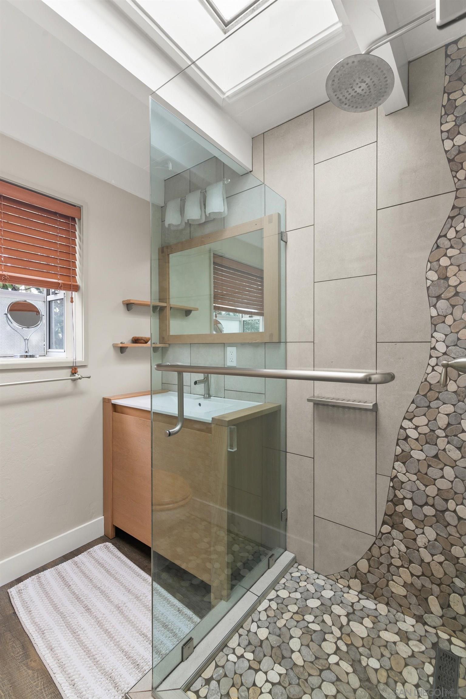 Detail Gallery Image 26 of 50 For 541  Tarento Dr, San Diego,  CA 92106 - 3 Beds | 2 Baths