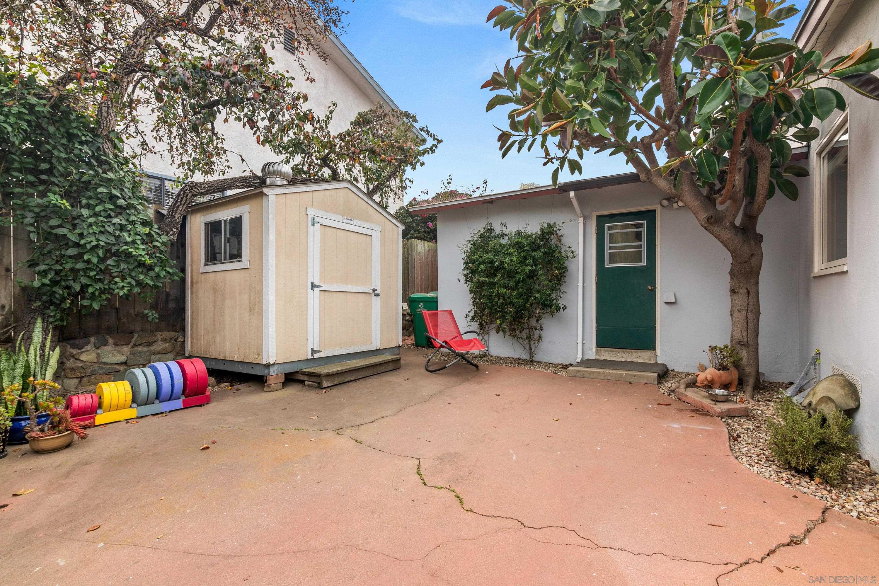 Detail Gallery Image 33 of 50 For 541  Tarento Dr, San Diego,  CA 92106 - 3 Beds | 2 Baths