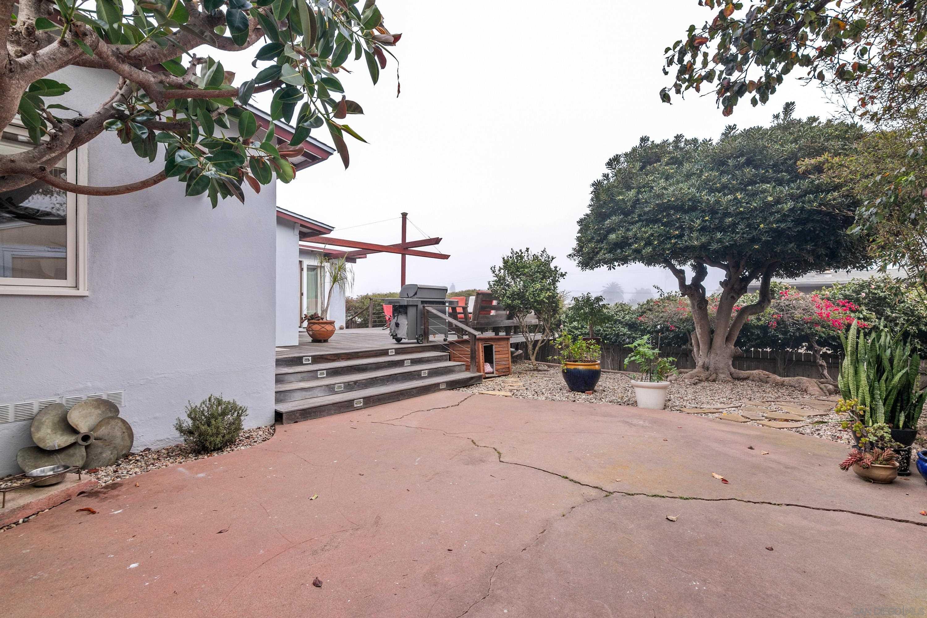 Detail Gallery Image 34 of 50 For 541  Tarento Dr, San Diego,  CA 92106 - 3 Beds | 2 Baths