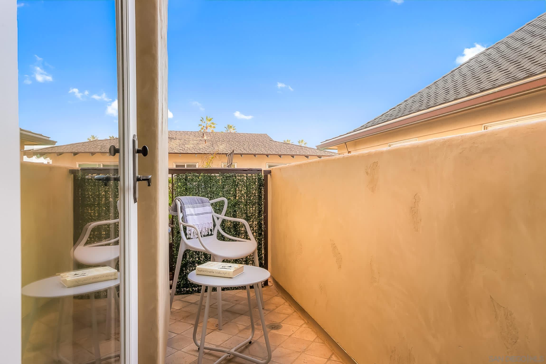 Detail Gallery Image 30 of 52 For 229  Bonair St, La Jolla,  CA 92037 - 2 Beds | 2 Baths