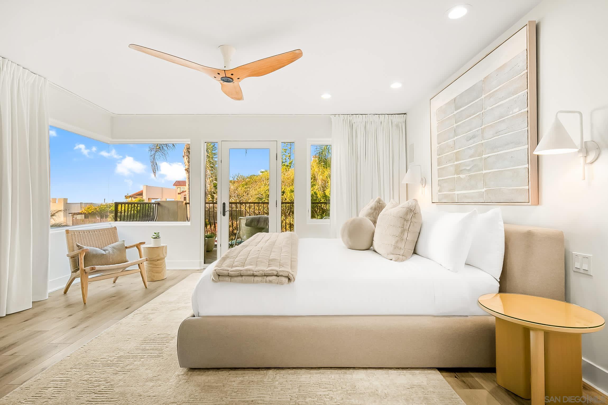 Detail Gallery Image 32 of 52 For 229  Bonair St, La Jolla,  CA 92037 - 2 Beds | 2 Baths