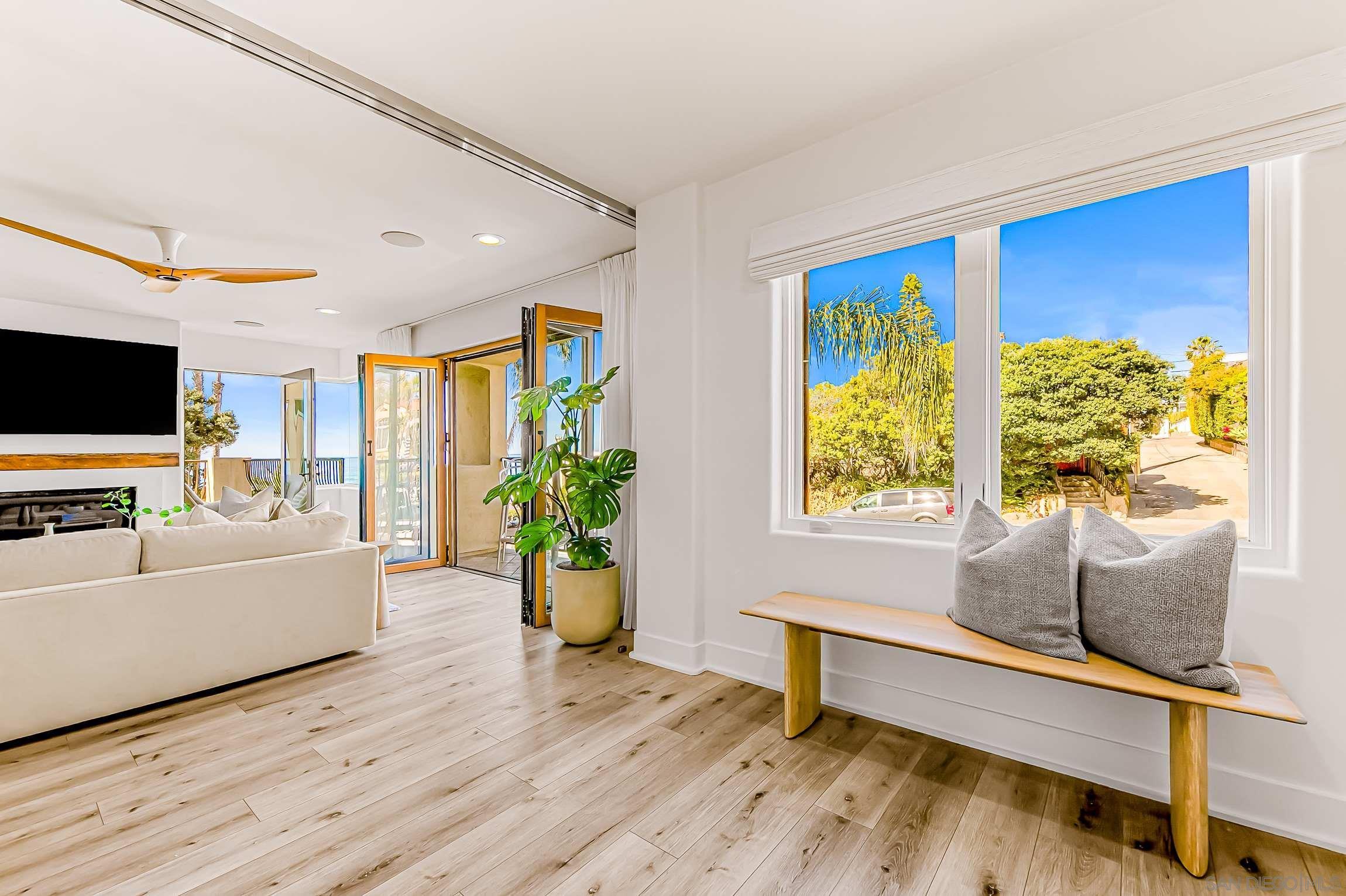 Detail Gallery Image 42 of 52 For 229  Bonair St, La Jolla,  CA 92037 - 2 Beds | 2 Baths