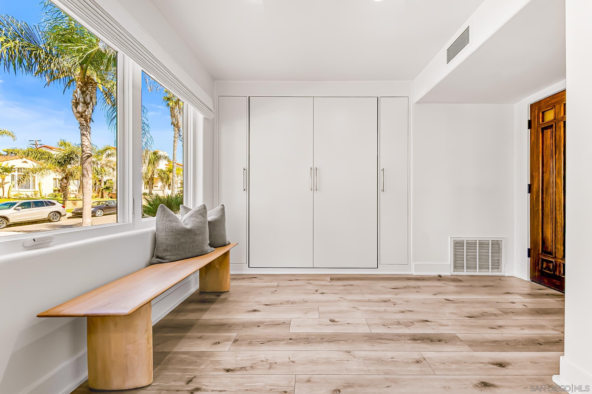 Detail Gallery Image 43 of 52 For 229  Bonair St, La Jolla,  CA 92037 - 2 Beds | 2 Baths