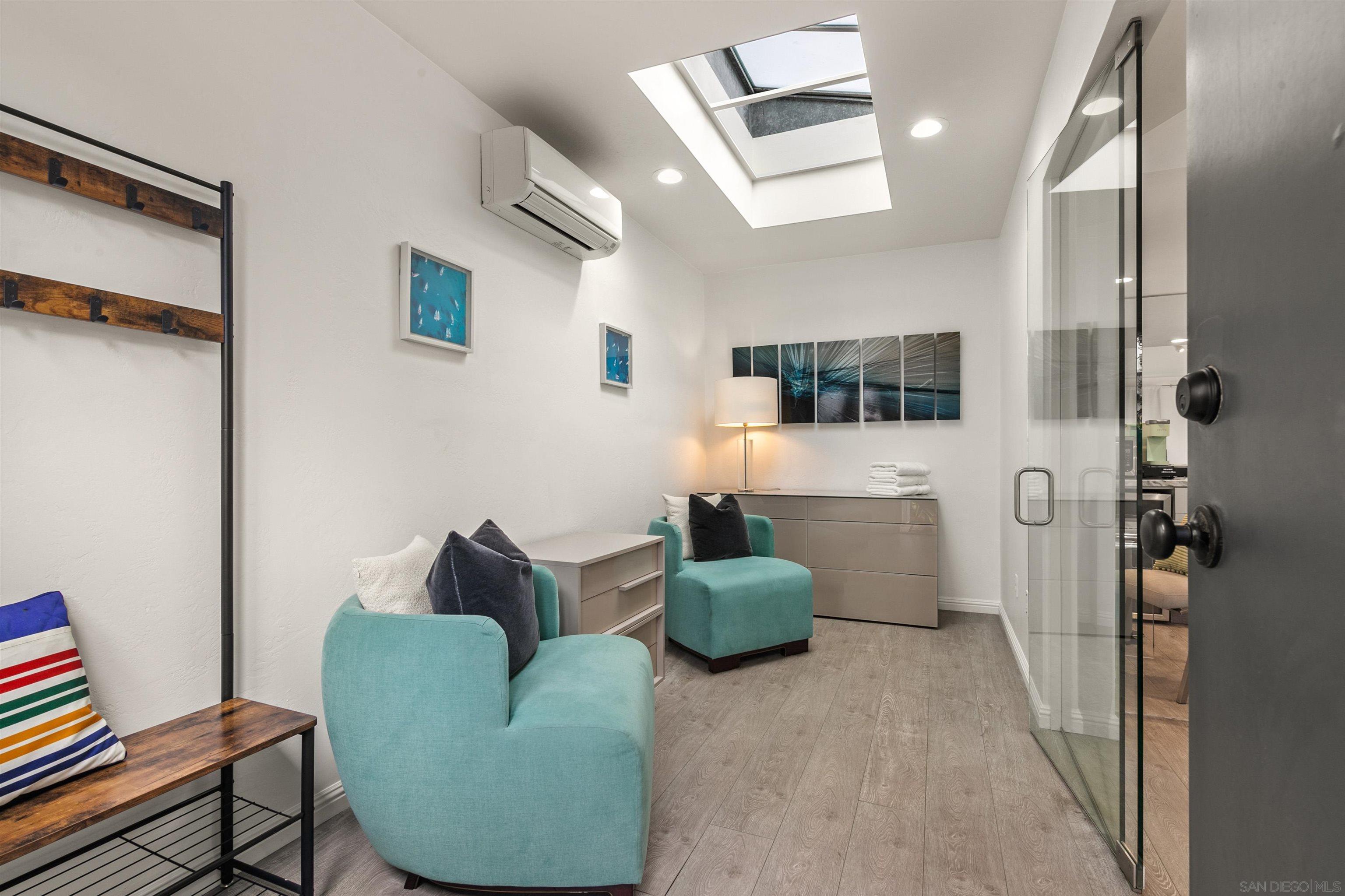 Detail Gallery Image 4 of 10 For 1264.5  Prospect Street, La Jolla,  CA 92037 - 0 Beds | 1 Baths