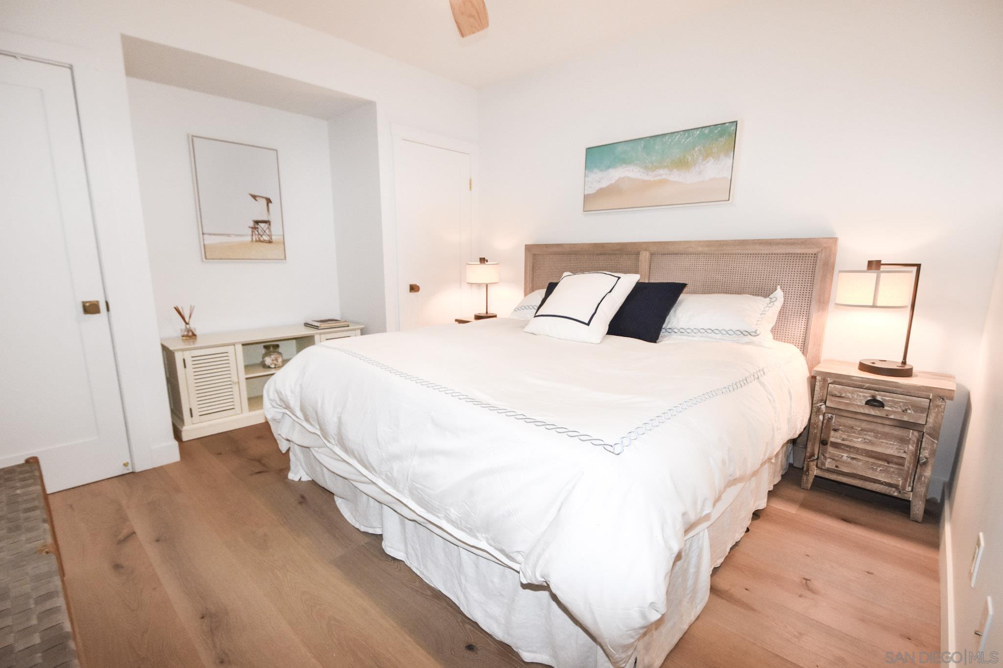 Detail Gallery Image 21 of 35 For 924  D Ave, Coronado,  CA 92118 - 5 Beds | 3 Baths