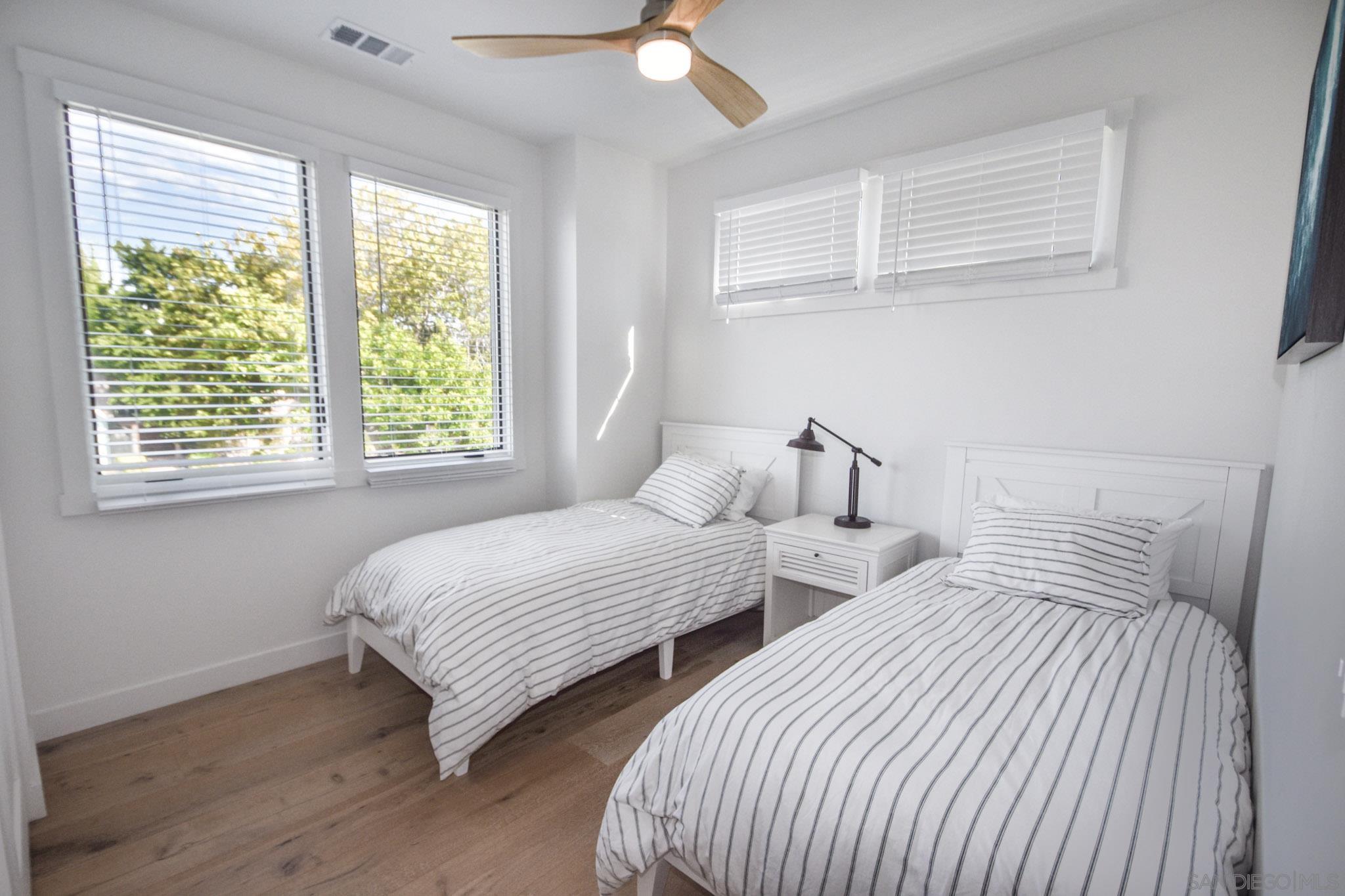 Detail Gallery Image 28 of 35 For 924  D Ave, Coronado,  CA 92118 - 5 Beds | 3 Baths