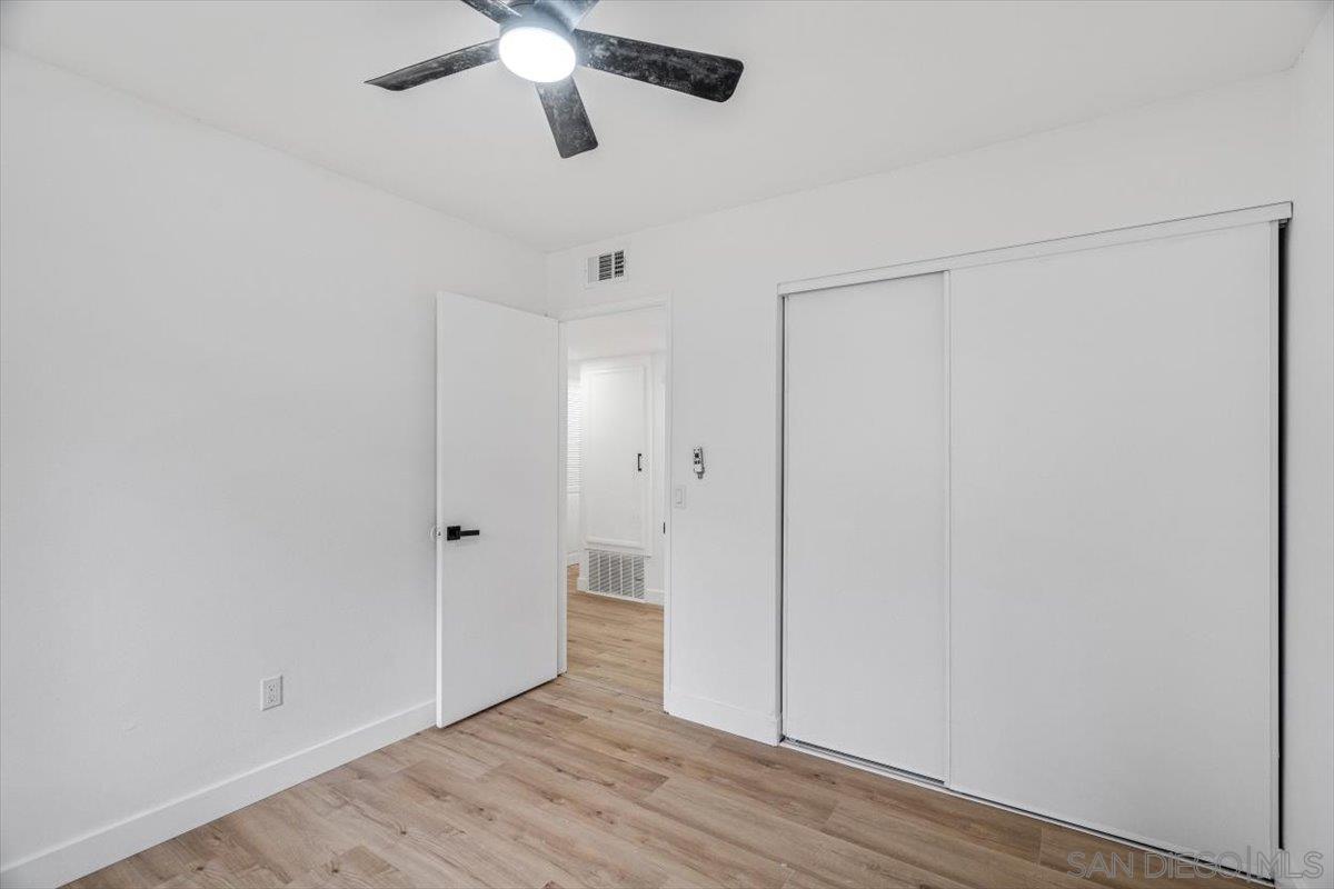 Detail Gallery Image 16 of 49 For 345 N Melrose Dr  #C,  Vista,  CA 92083 - 3 Beds | 2 Baths