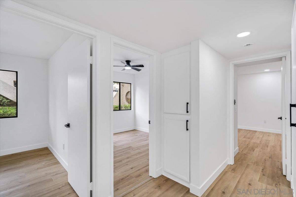 Detail Gallery Image 17 of 49 For 345 N Melrose Dr  #C,  Vista,  CA 92083 - 3 Beds | 2 Baths