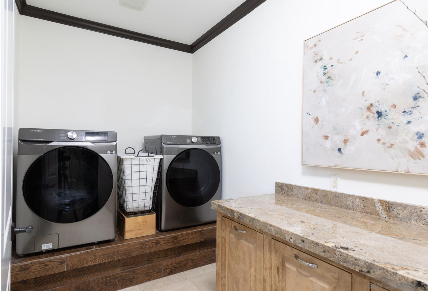 Detail Gallery Image 21 of 70 For 8022  Wesley Rd, Joshua Tree,  CA 92252 - 5 Beds | 4/1 Baths