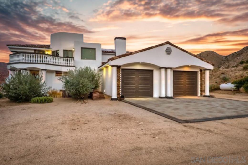 Detail Gallery Image 50 of 70 For 8022  Wesley Rd, Joshua Tree,  CA 92252 - 5 Beds | 4/1 Baths