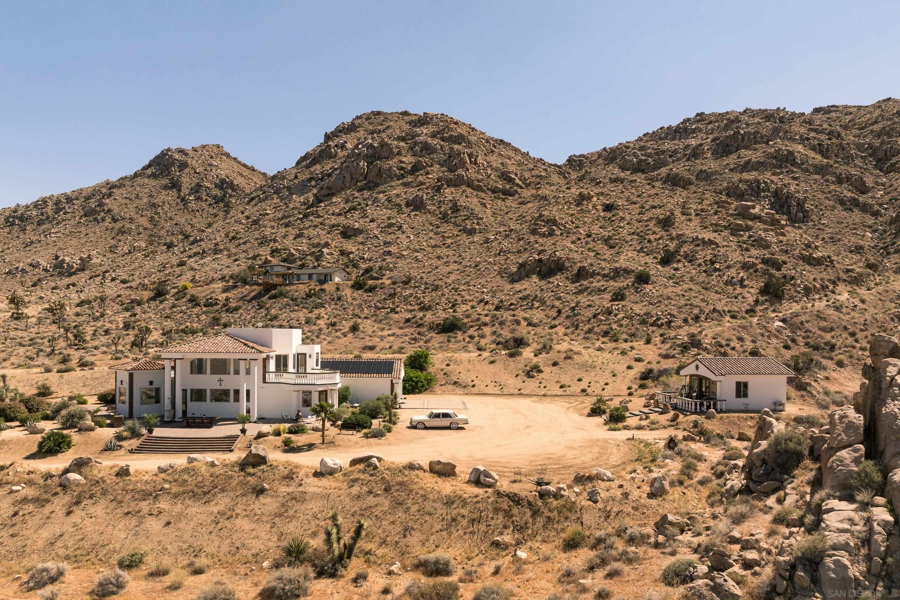 Detail Gallery Image 54 of 70 For 8022  Wesley Rd, Joshua Tree,  CA 92252 - 5 Beds | 4/1 Baths