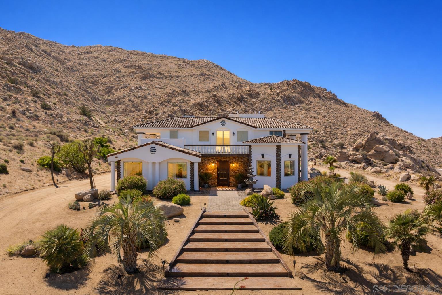 Detail Gallery Image 64 of 70 For 8022  Wesley Rd, Joshua Tree,  CA 92252 - 5 Beds | 4/1 Baths