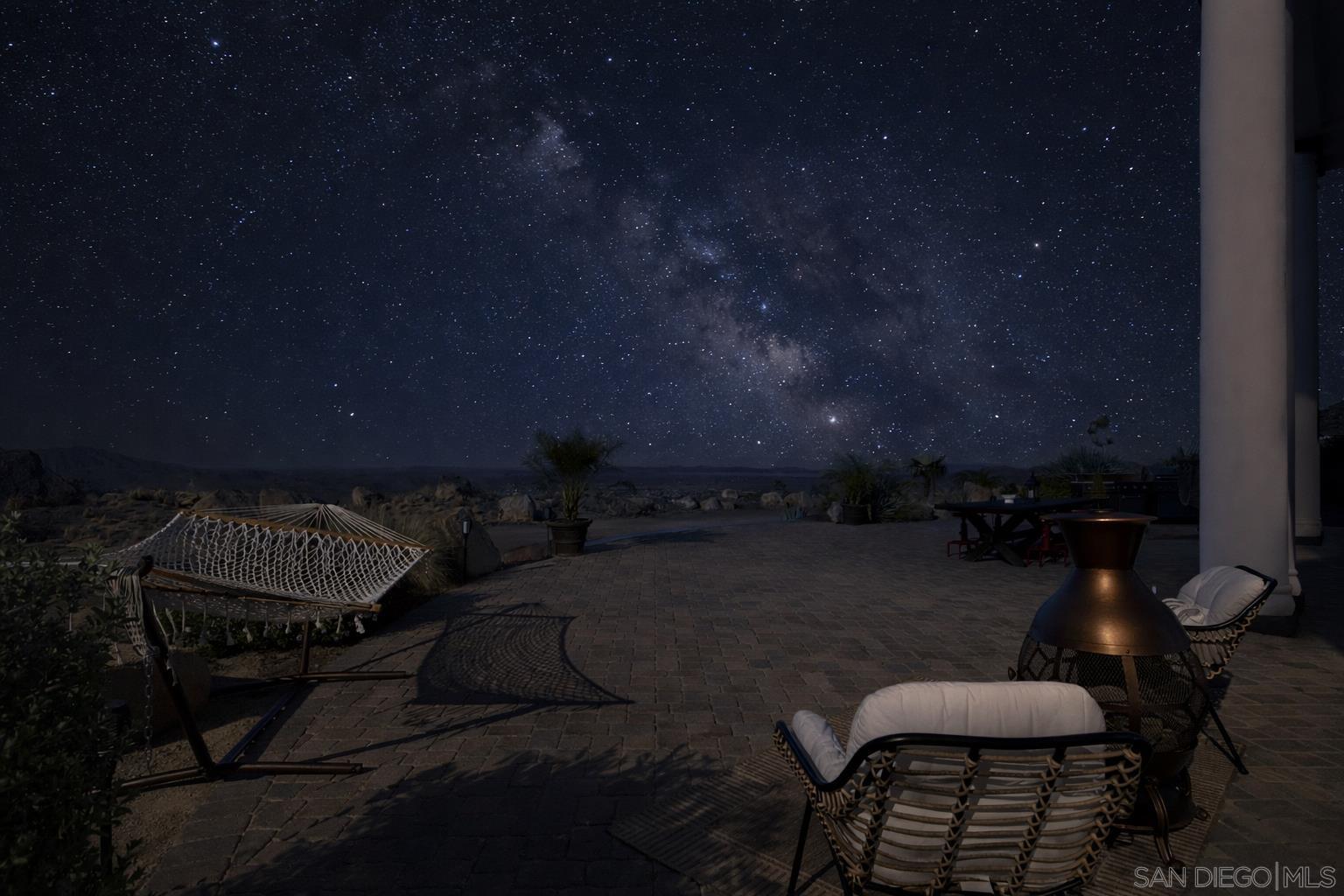 Detail Gallery Image 67 of 70 For 8022  Wesley Rd, Joshua Tree,  CA 92252 - 5 Beds | 4/1 Baths